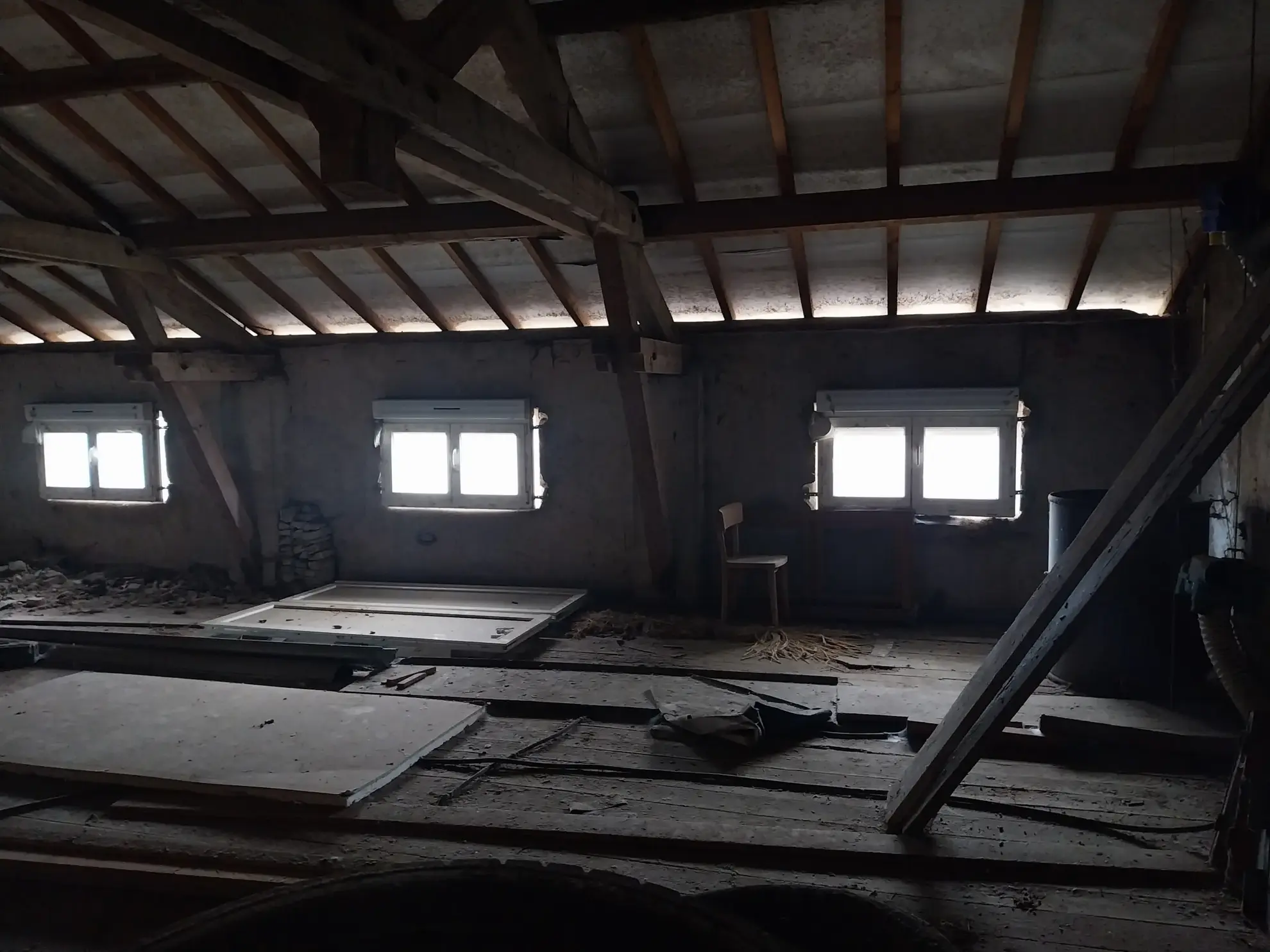 Immeuble de rapport à Lesménils avec potentiel de rénovation 