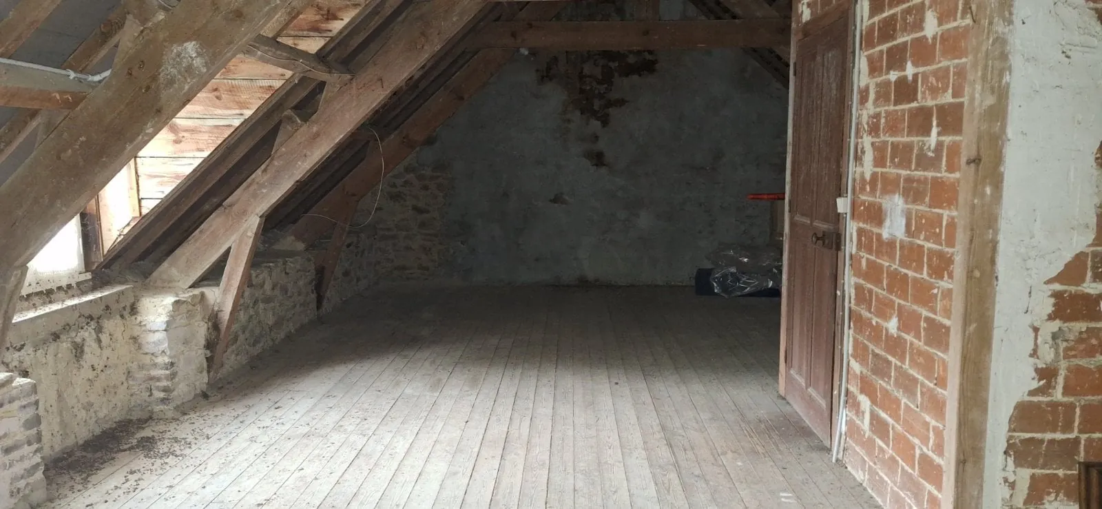 Maison familiale 110 m² à Lamballe avec jardin et garage proche RN12 