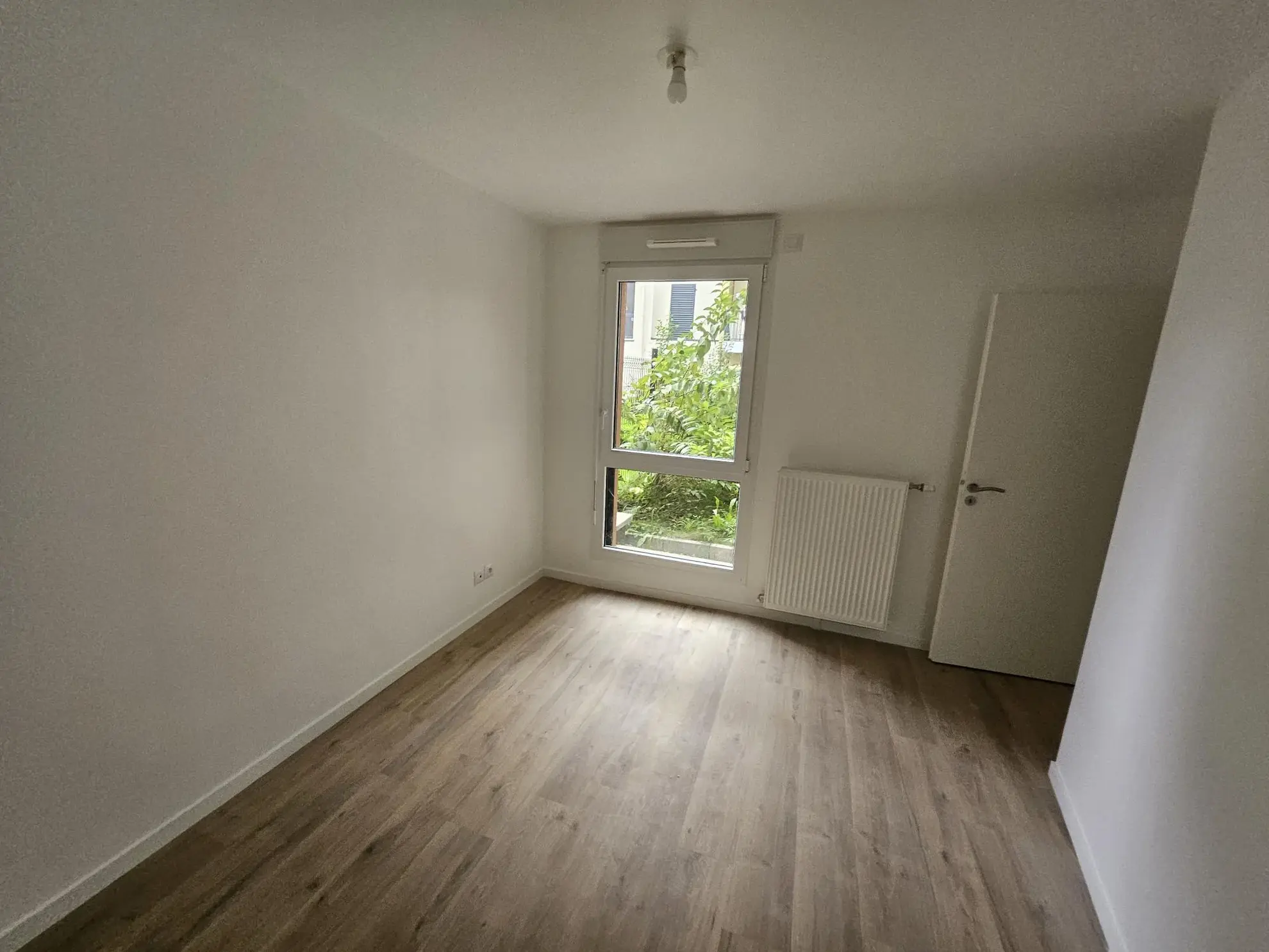 À vendre appartement neuf 3 pièces avec terrasse et jardin à Bois d'Arcy 