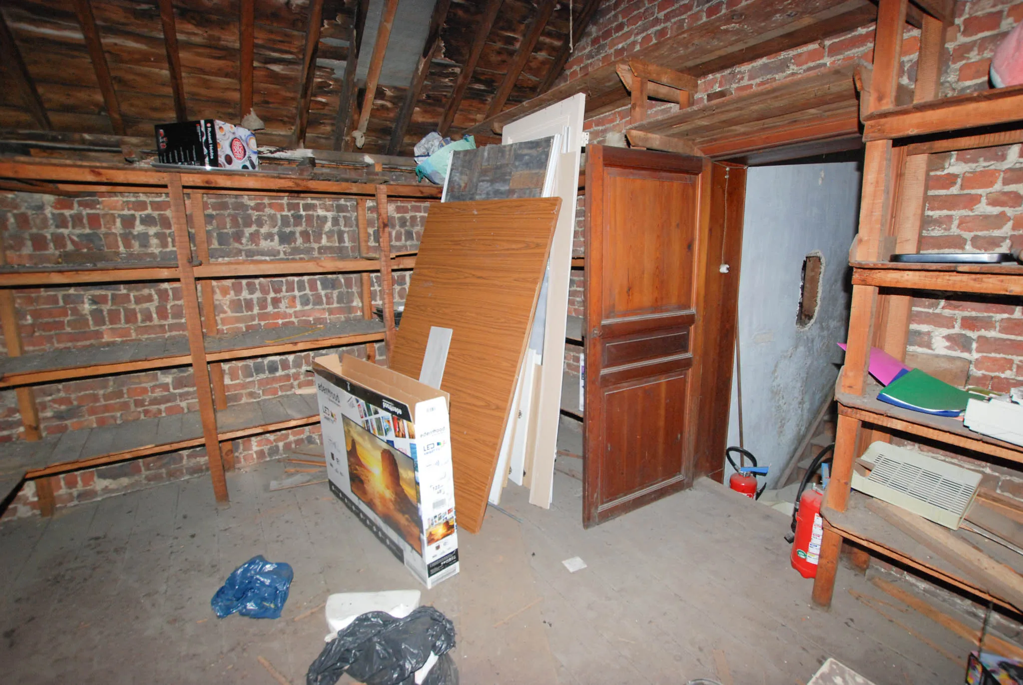 Immeuble à Jeumont avec potentiel d'investissement au centre-ville 