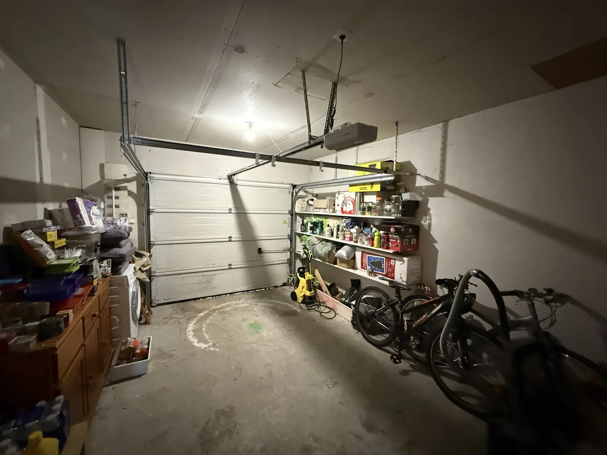 Maison de plain-pied 129 m² à Alençon avec 4 chambres et garage 