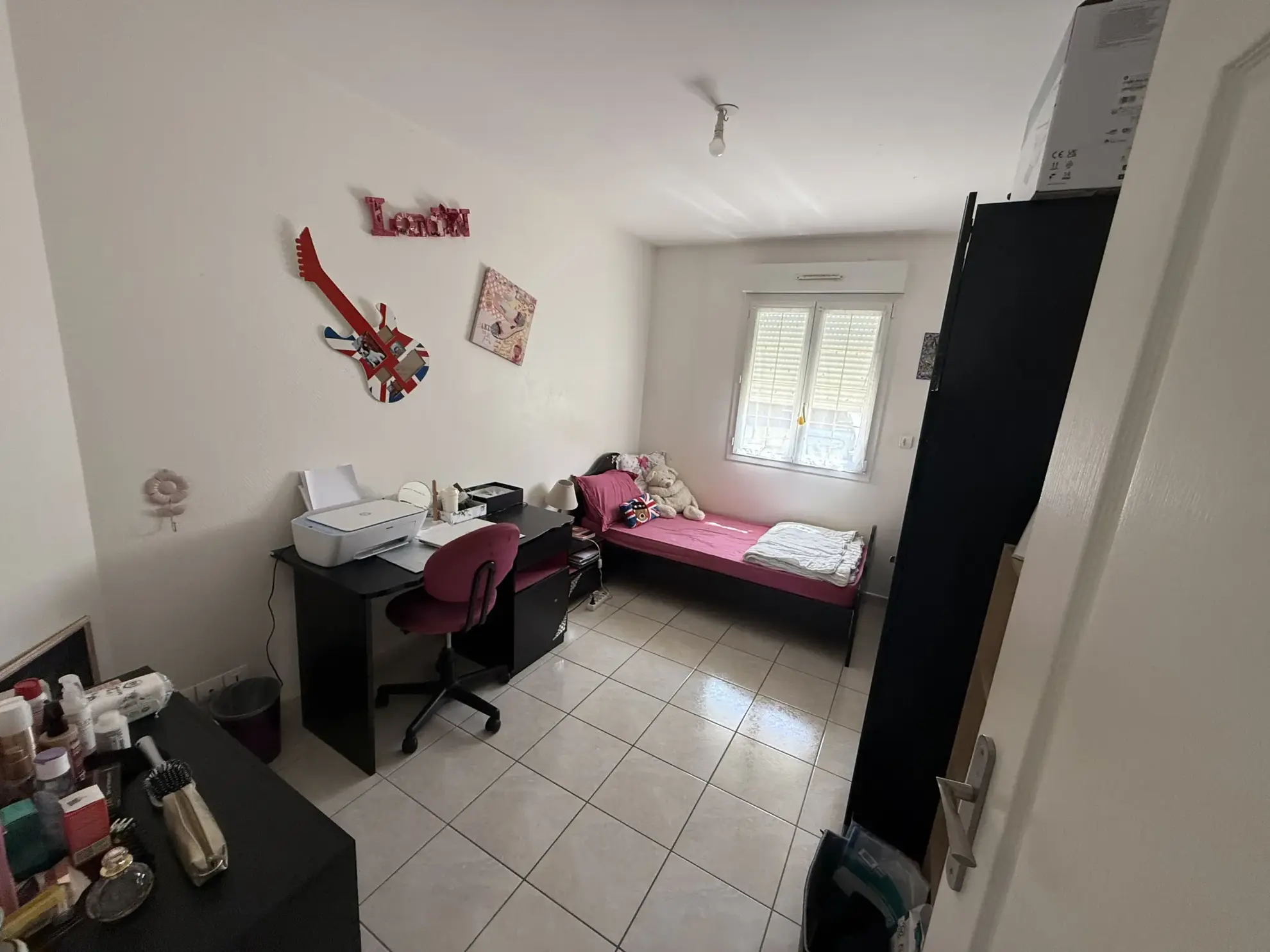 Maison de plain-pied 129 m² à Alençon avec 4 chambres et garage 