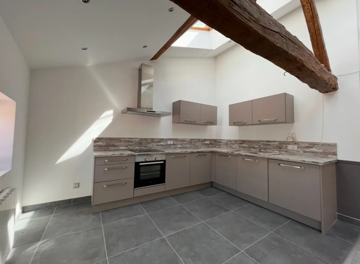 Appartement lumineux à vendre en centre-ville de Villefranche-sur-Saône 