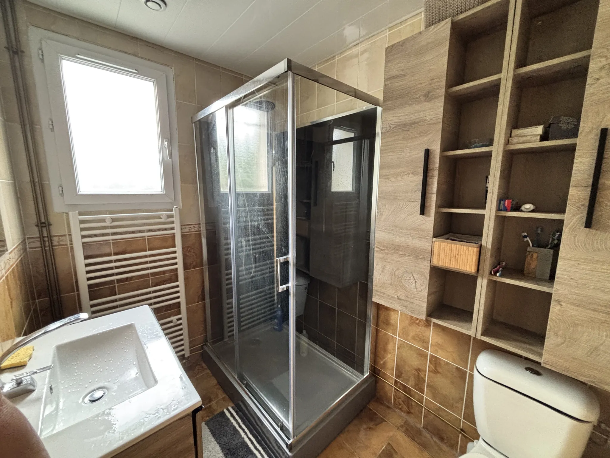 Maison à Egletons en Corrèze - 4 chambres, grand terrain, garage et proche écoles 