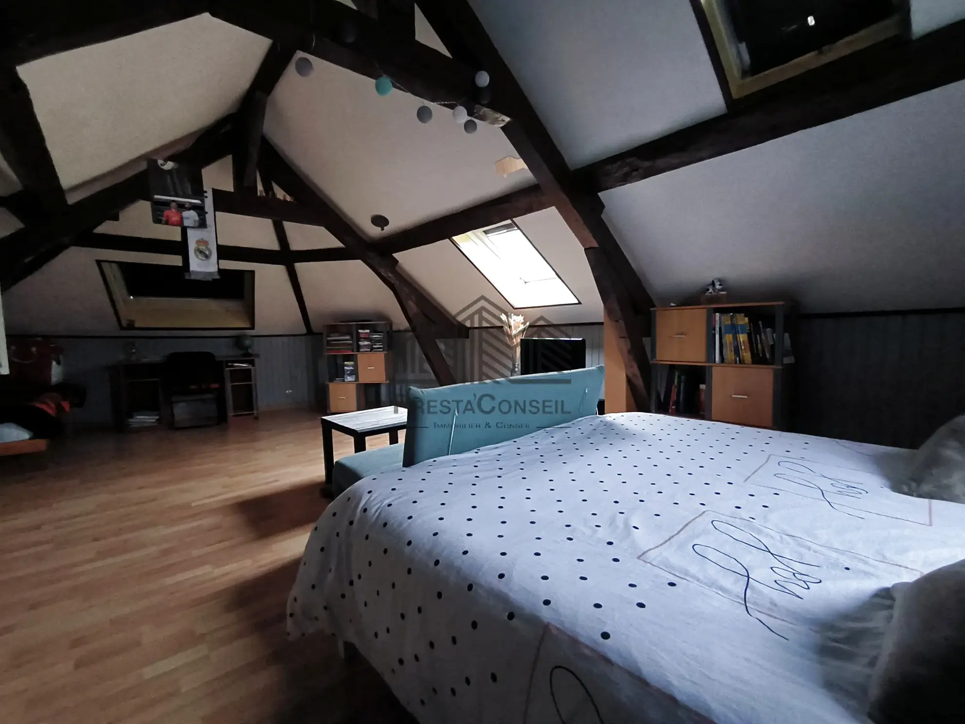 Maison 6 pièces de 170 m² à Elbeuf, confort et espace 