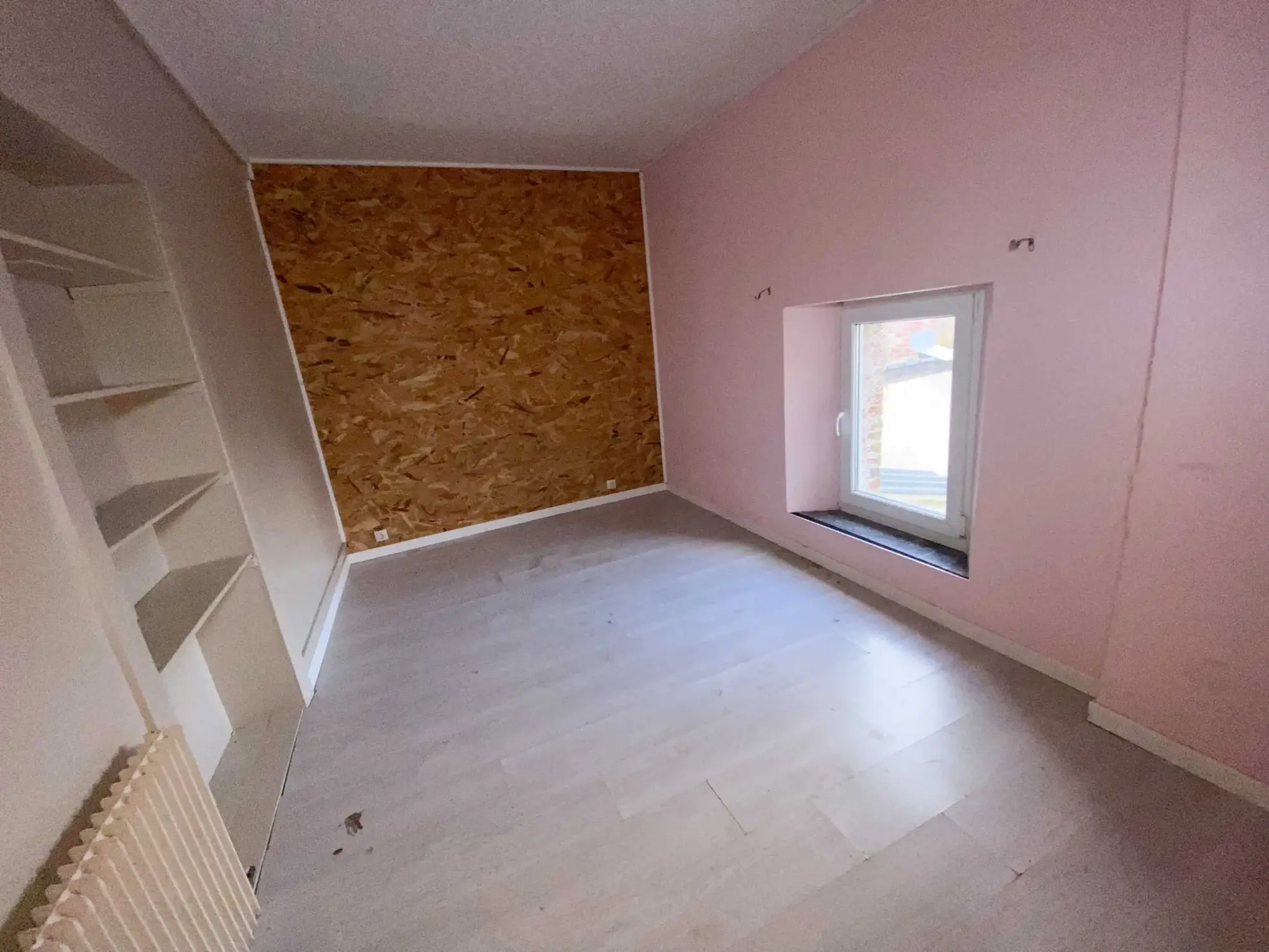 Maison de village à Jeumont avec potentiel d'aménagement - 85 m² 