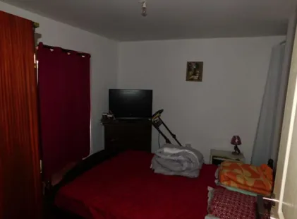 Maison à vendre de 57 m² à Gambais en vente aux enchères au prix de départ de 84 000 € 