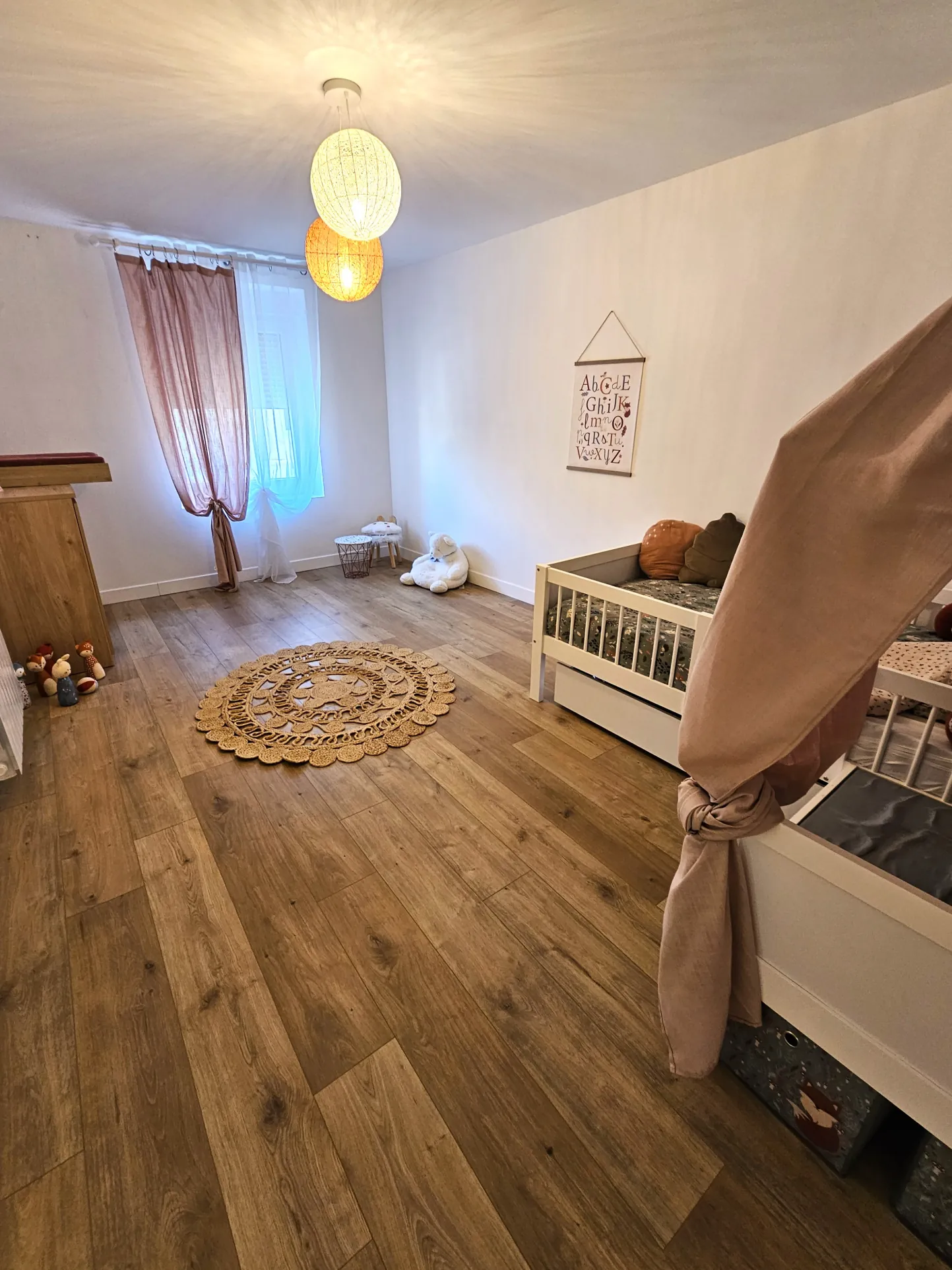 Maison rénovée de 240 m² avec terrasse à Nomexy, proche d’Épinal et Nancy 