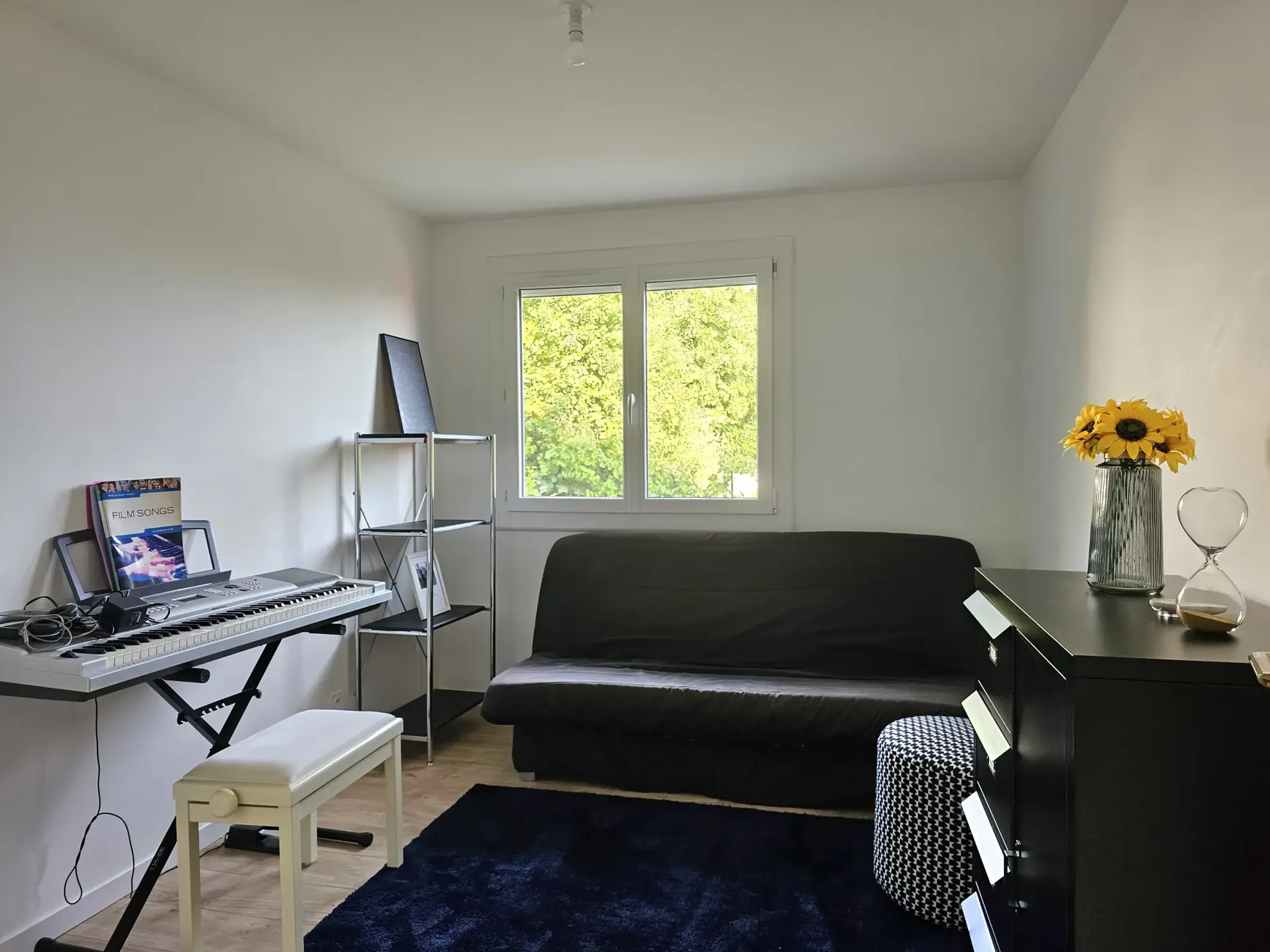 Appartement lumineux de 78m2 avec cave et stationnement à Clermont-Ferrand Montjuzet 