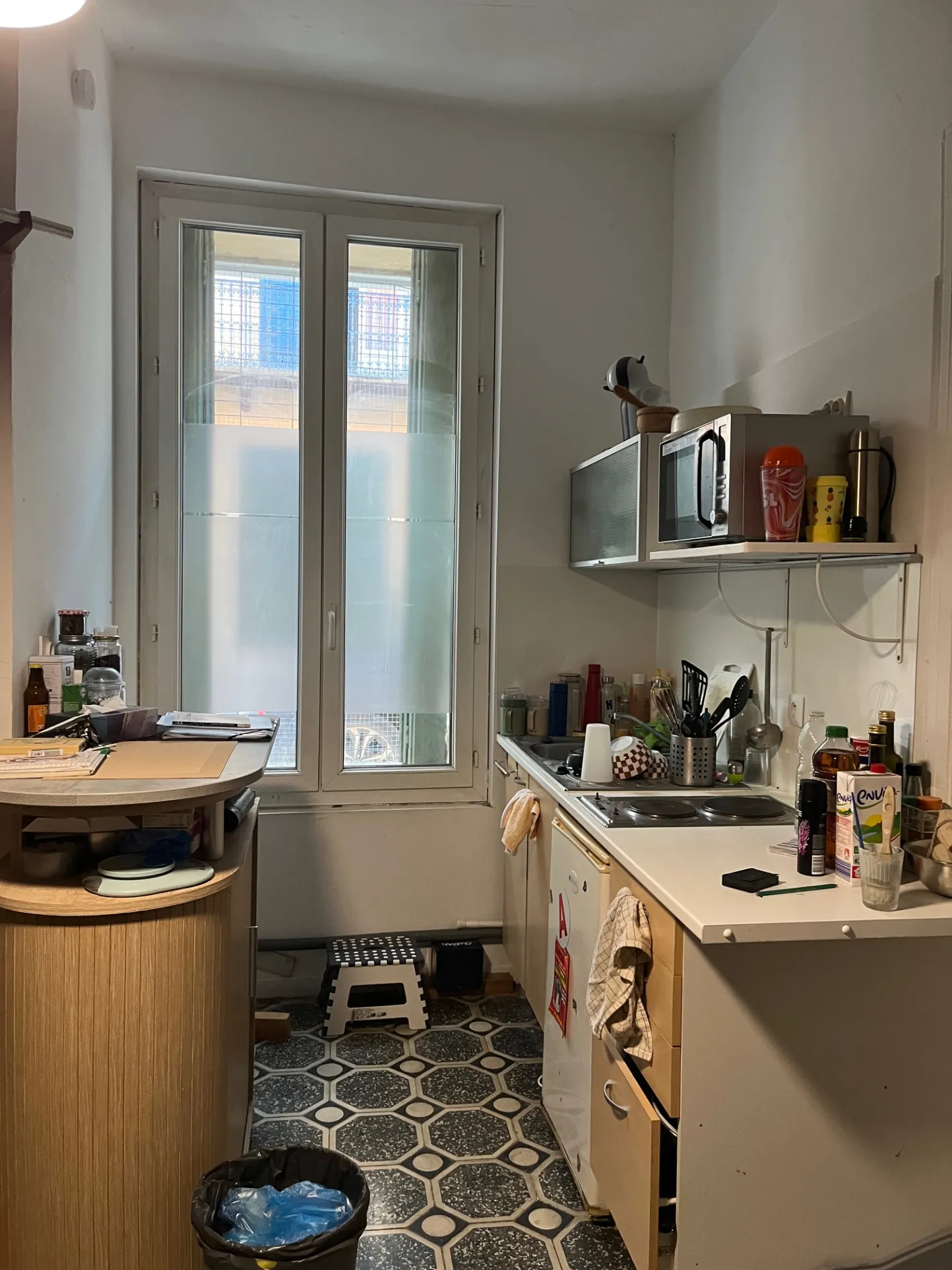 Maison de ville à Bessan avec 3 chambres et studio indépendant 