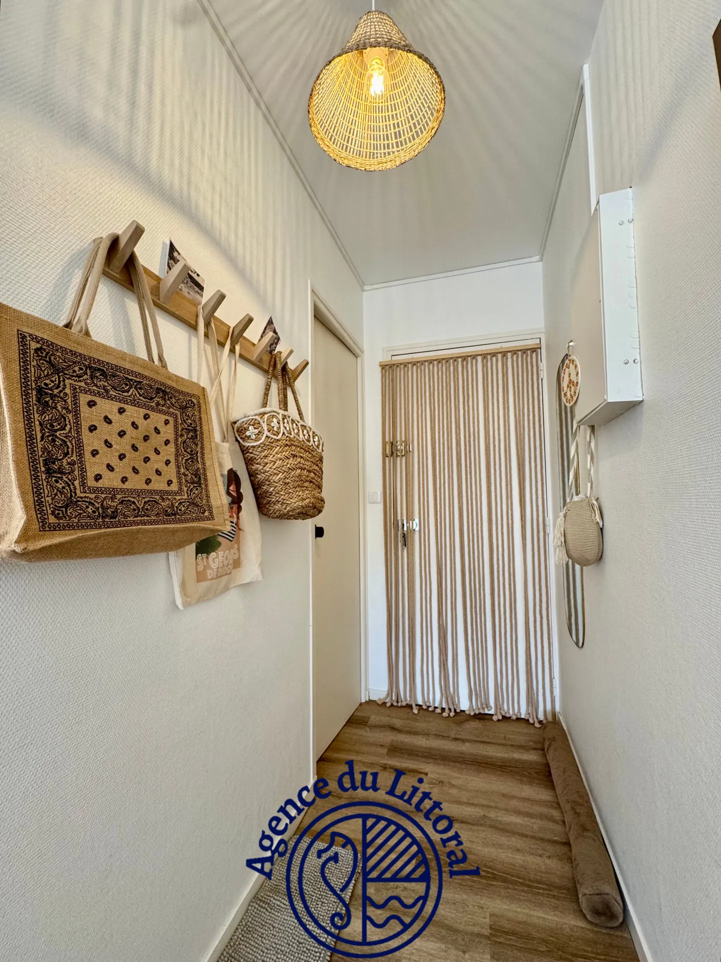 Studio rénové avec balcon et parking à Saint-Georges-de-Didonne 