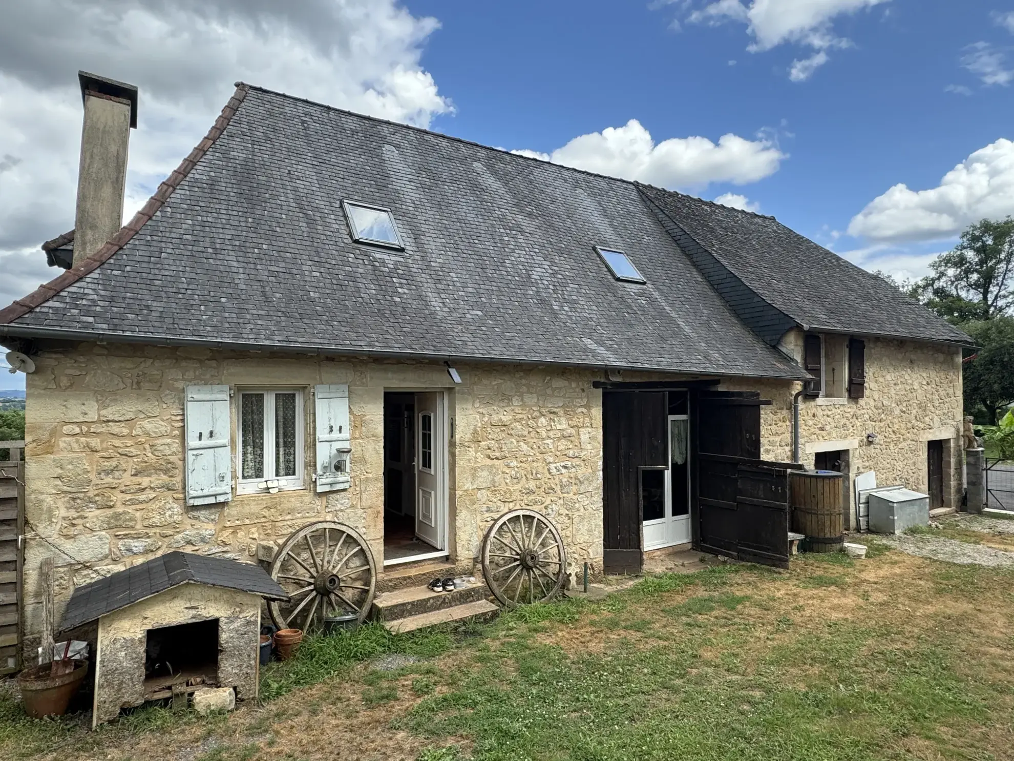 Belle maison en pierres avec grand terrain à Segonzac (19310)