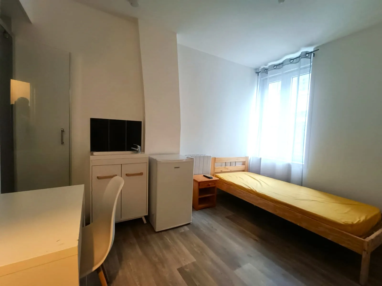 Maison de rapport à Roubaix avec 5 chambres, forte rentabilité et gestion locative assurée 