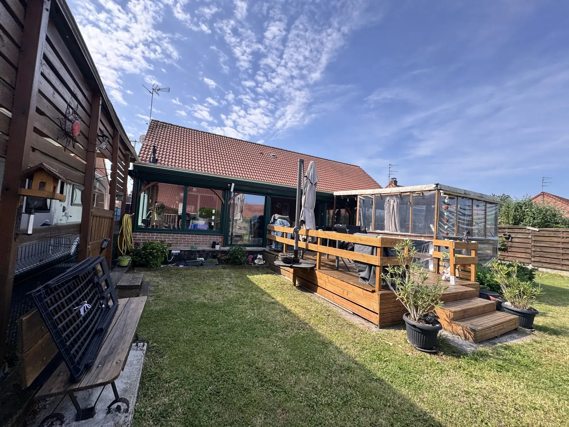 Maison de plain-pied à Aniche de 164 m2 avec jardin clos 