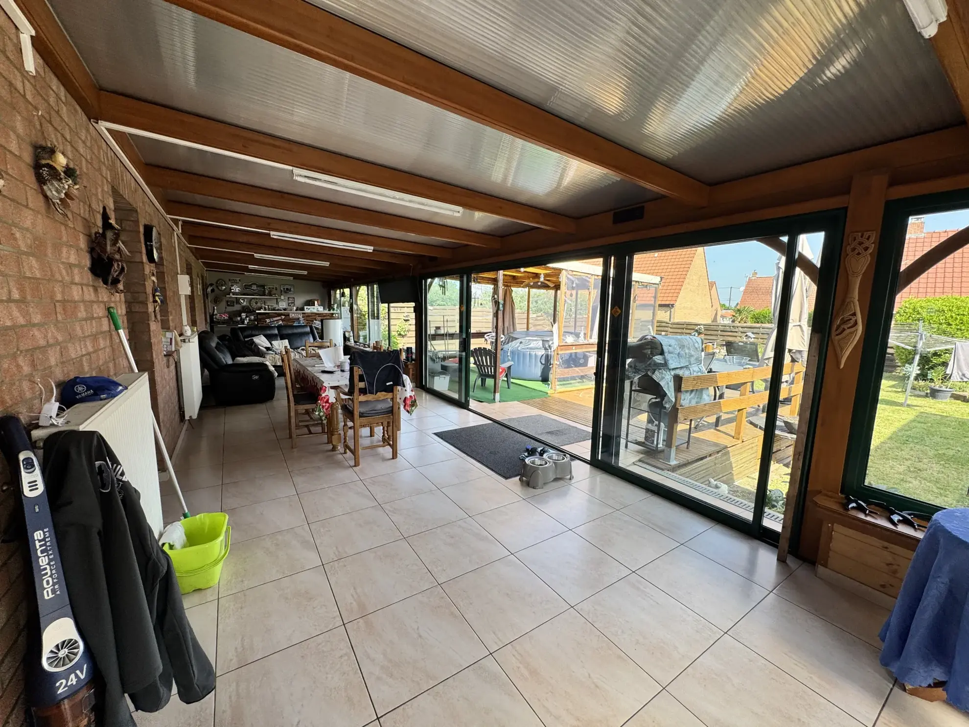 Maison de plain-pied à Aniche de 164 m2 avec jardin clos 