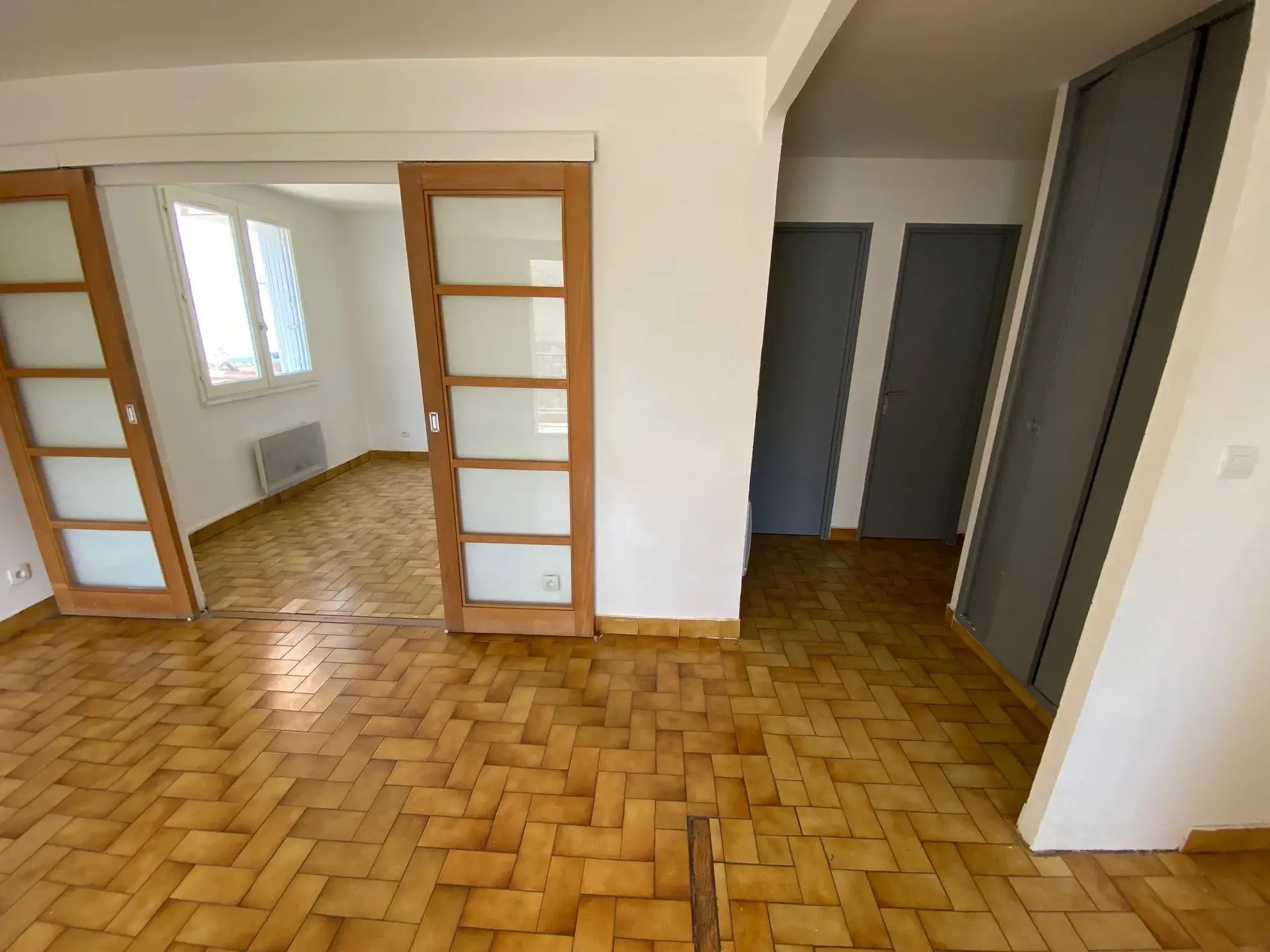 Appartement T2 de 41 m² avec balcon, parking à Nîmes – Quartier Puech du Teil 