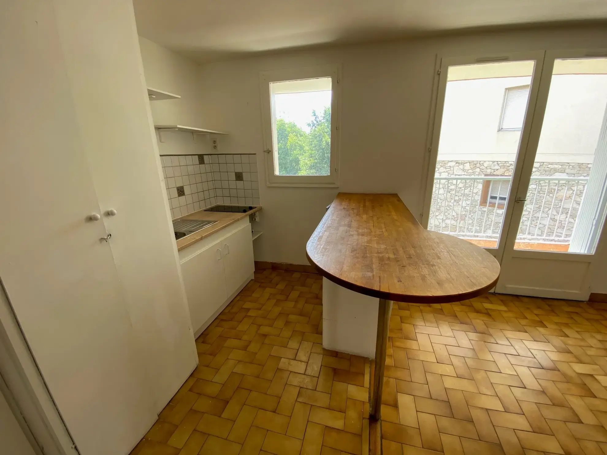 Appartement T2 de 41 m² avec balcon, parking à Nîmes – Quartier Puech du Teil 