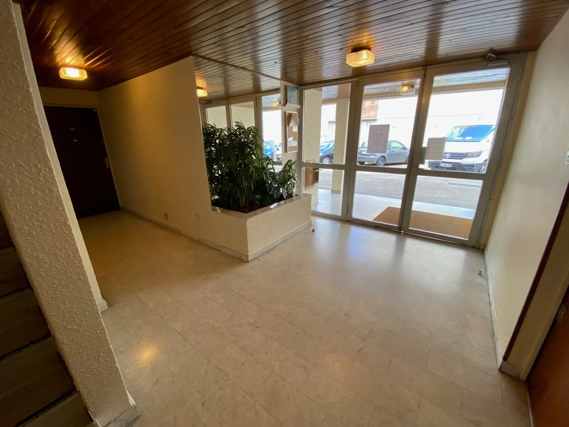 Appartement T2 de 41 m² avec balcon, parking à Nîmes – Quartier Puech du Teil 