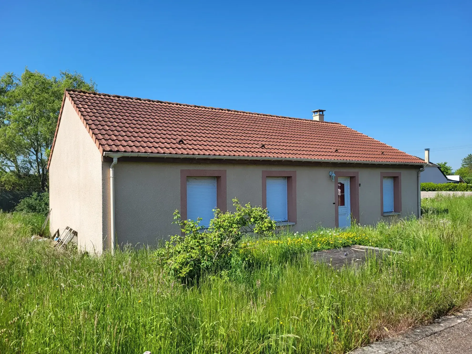 Maison de plain-pied à Holling avec terrain de 6,15 ares 