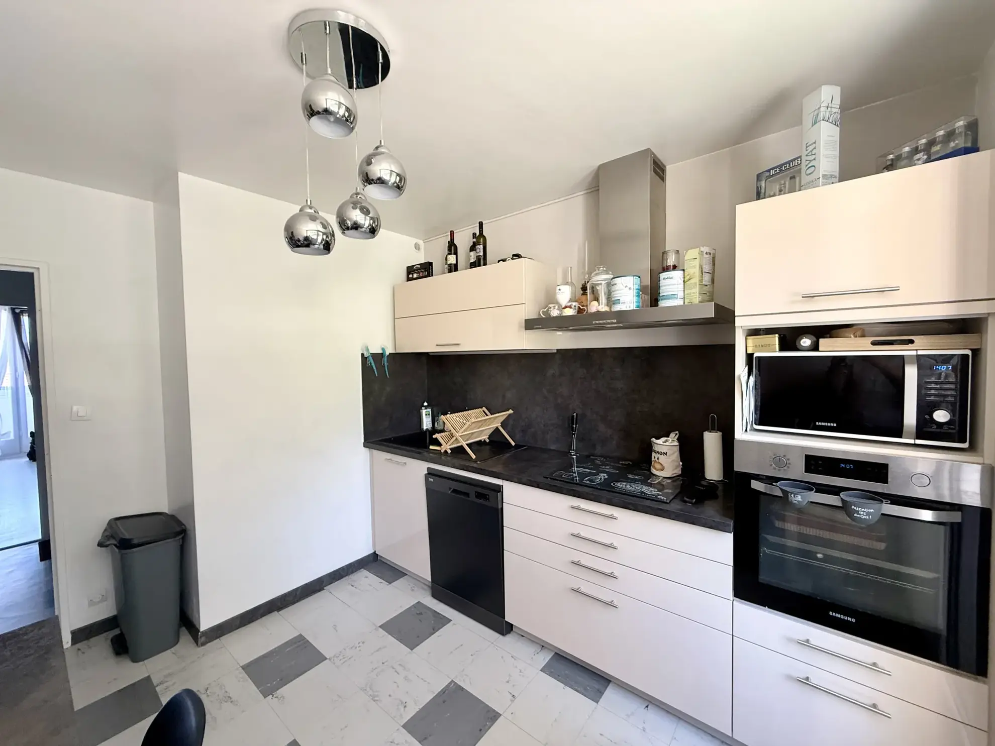Appartement F3 avec Balcon et Parking à Saint-Étienne proche Montieu 