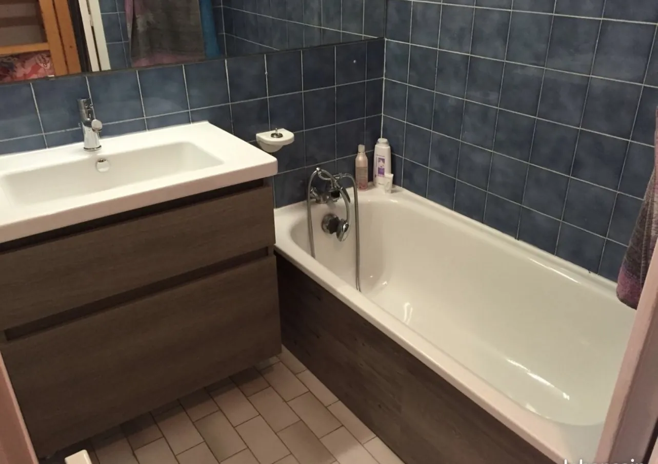 Studio en Rez-de-Jardin avec Jardin et Piscine à Sanary-sur-Mer 