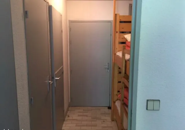 Studio en Rez-de-Jardin avec Jardin et Piscine à Sanary-sur-Mer 