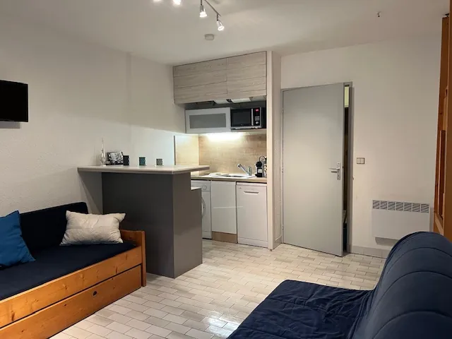 Studio en Rez-de-Jardin avec Jardin et Piscine à Sanary-sur-Mer 