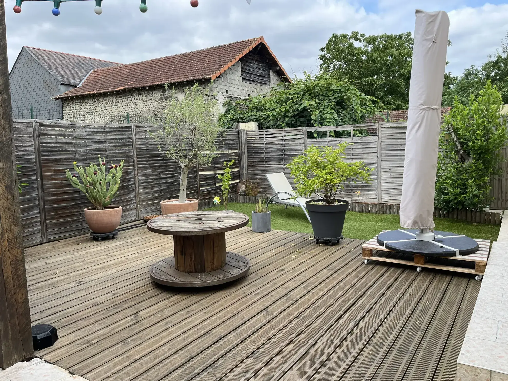 Maison de village spacieuse avec panneaux solaires à Borderes-sur-l'Esches 