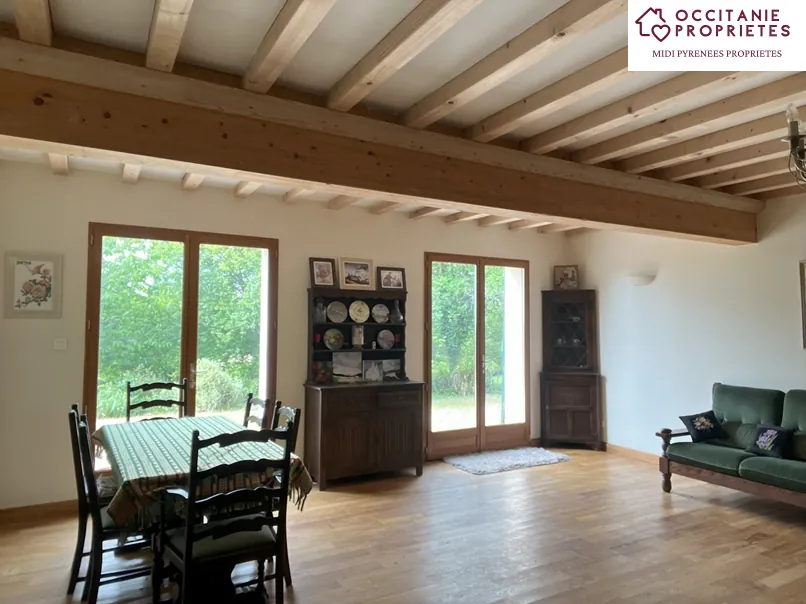 Magnifique maison rénovée avec vue sur les Pyrénées à Lilhac 