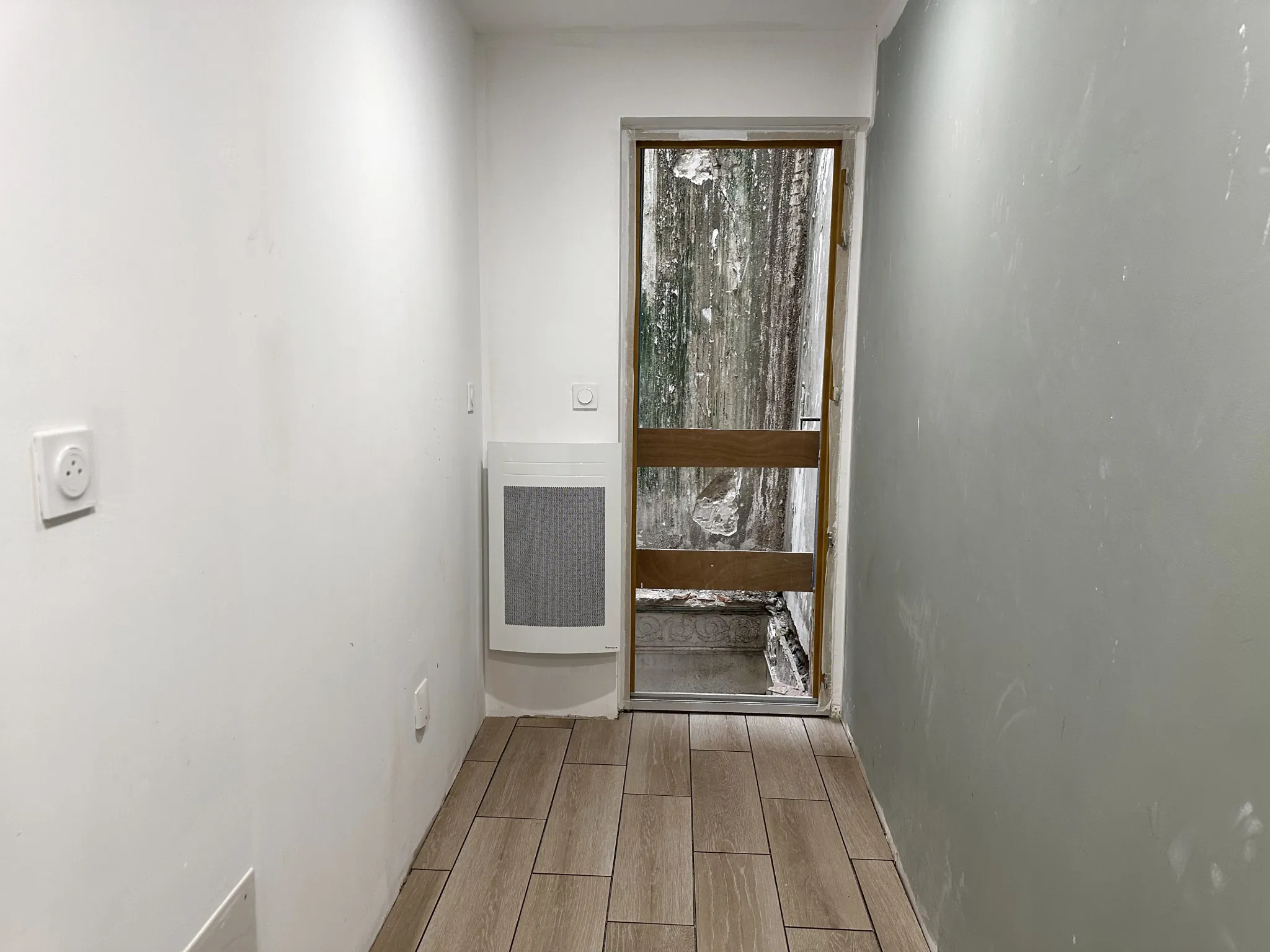 Immeuble à vendre à Carcassonne Bastide Saint Louis avec plusieurs studios et local commercial 