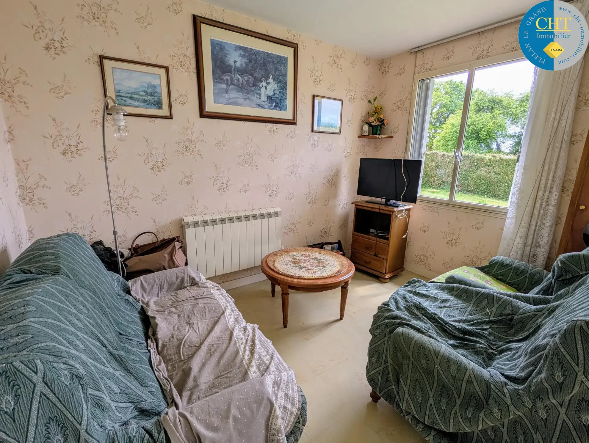 Ensemble immobilier à rénover à Campel avec maison et terrain spacieux 