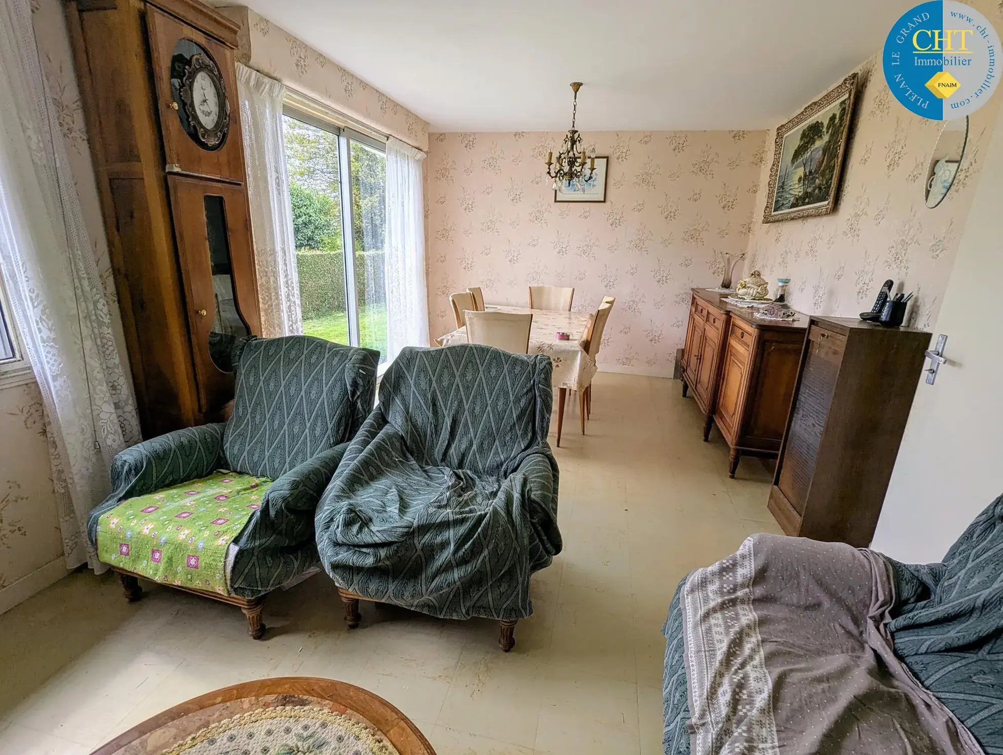 Ensemble immobilier à rénover à Campel avec maison et terrain spacieux 