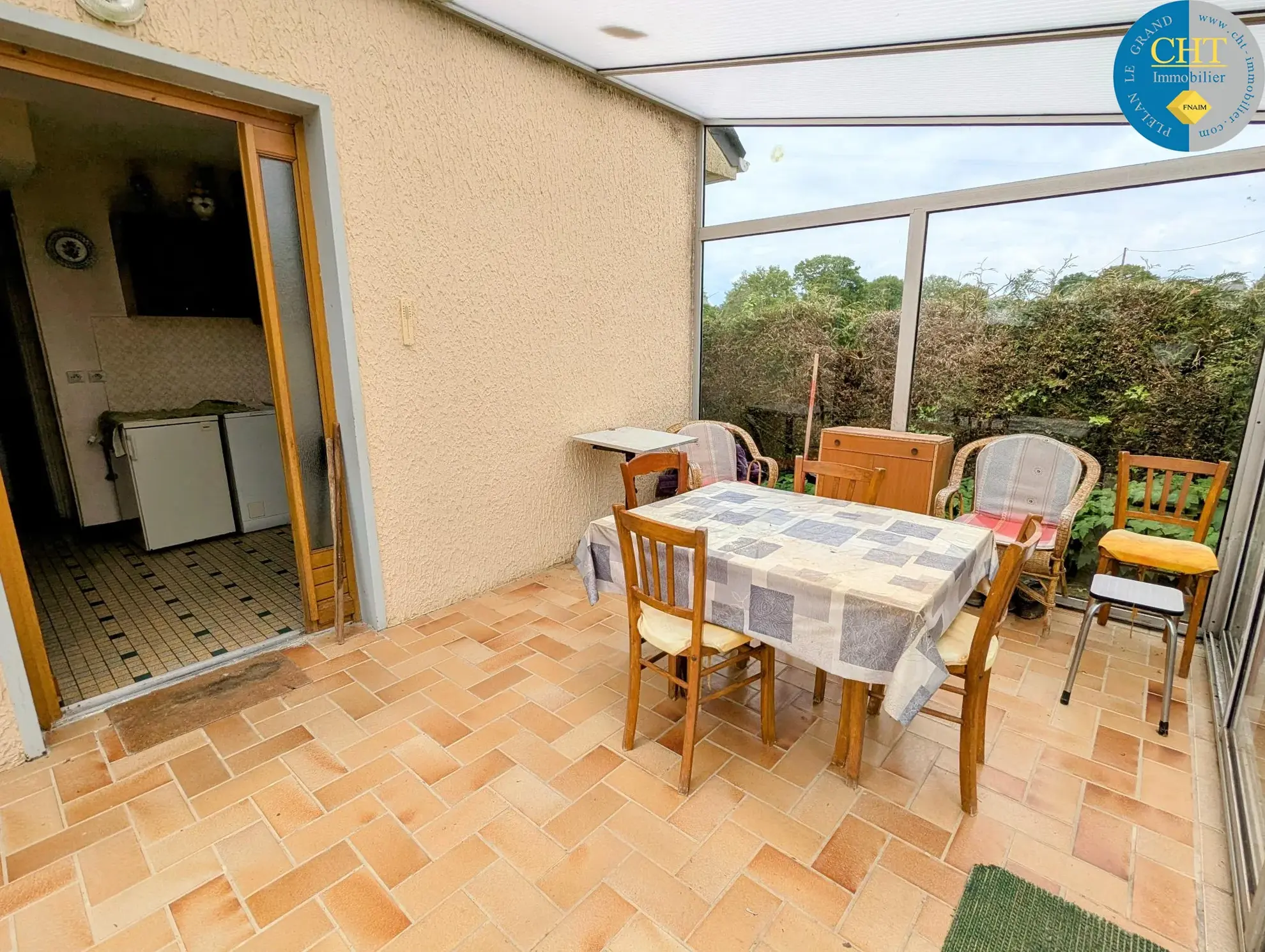 Ensemble immobilier à rénover à Campel avec maison et terrain spacieux 