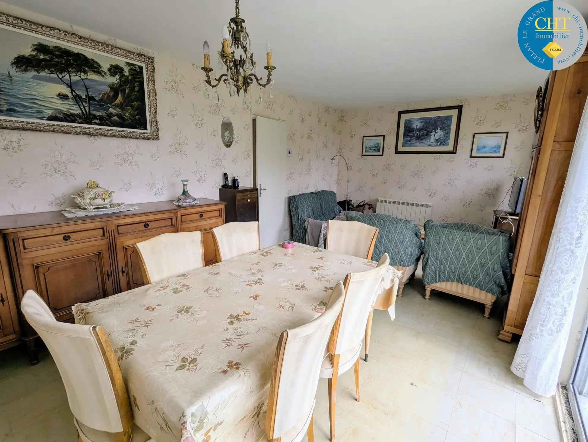 Ensemble immobilier à rénover à Campel avec maison et terrain spacieux 