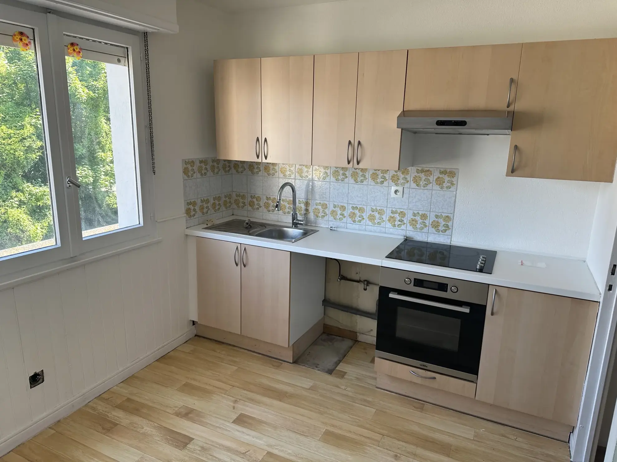 Appartement lumineux 3 pièces de 67 m² avec deux balcons, cave et garage à Strasbourg Stockfeld 