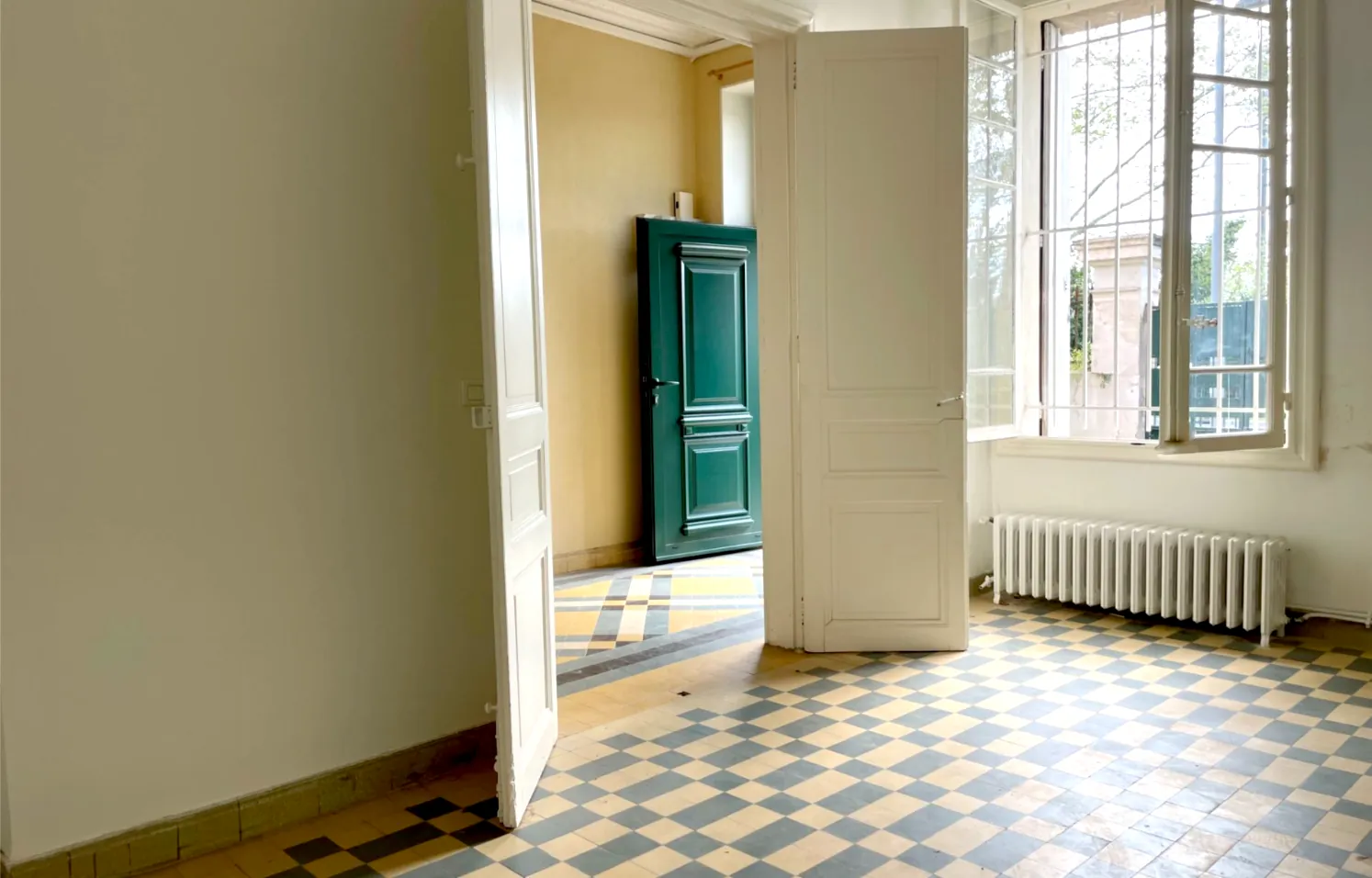 Appartement ancien de 4 pièces avec jardin à Montpellier Beaux-Arts 