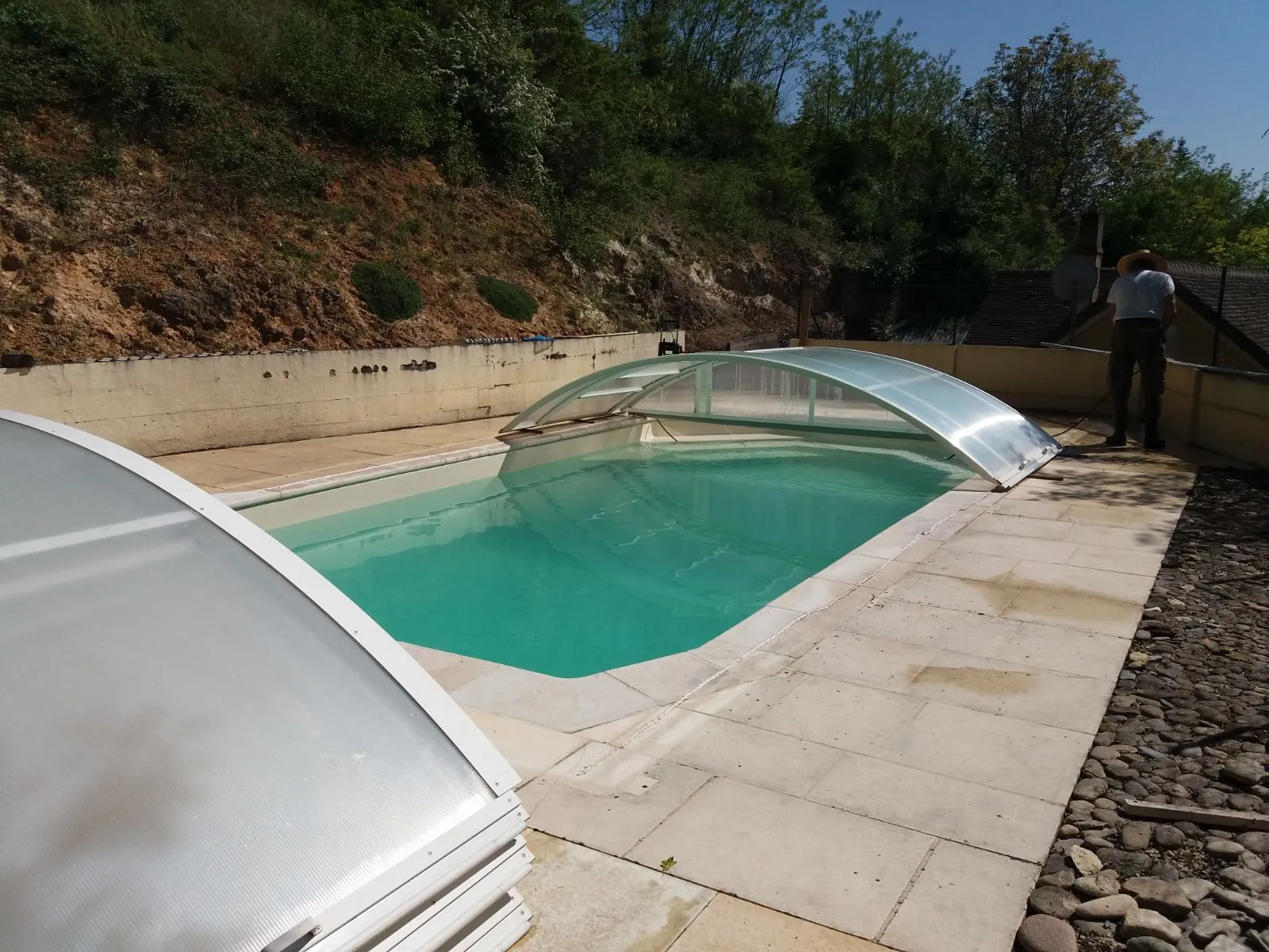 Longère avec piscine à Vendôme, environnement vallonné, proche TGV