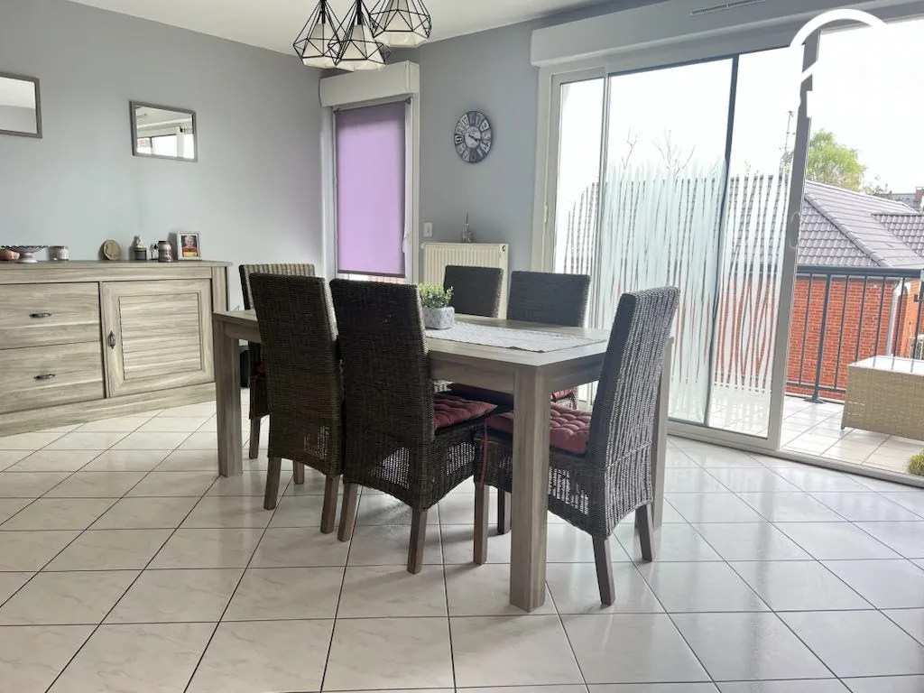 Appartement de standing avec balcon, garage à Halluin 