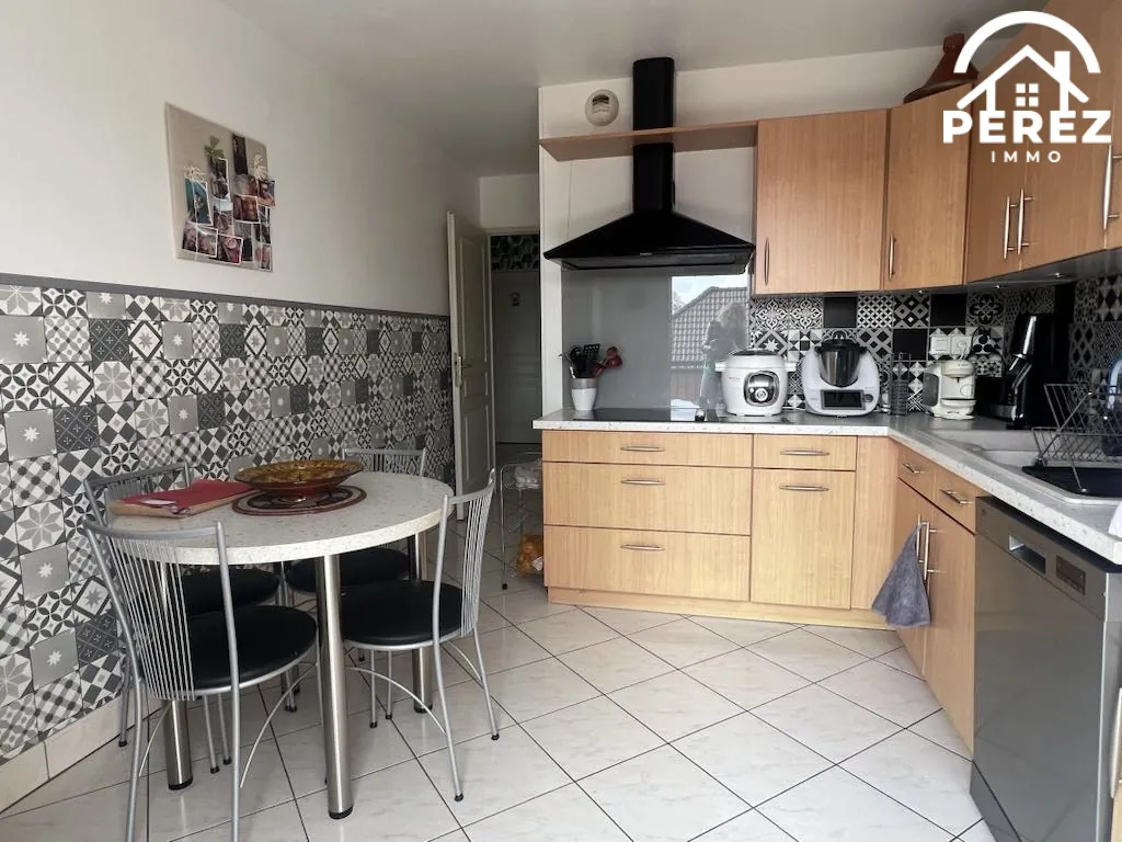 Appartement de standing avec balcon, garage à Halluin 