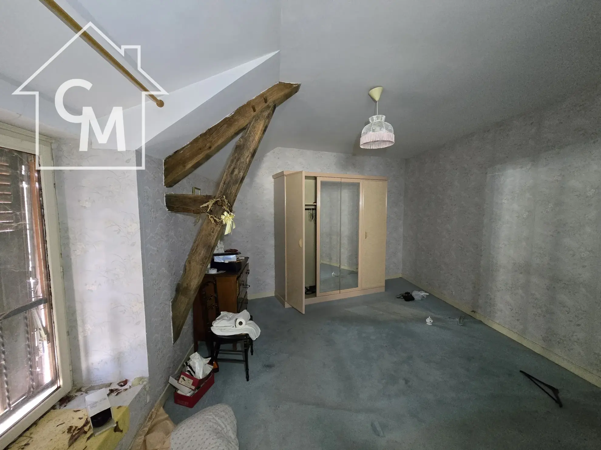 Belle maison à vendre avec jardin et garage à St Gaultier 