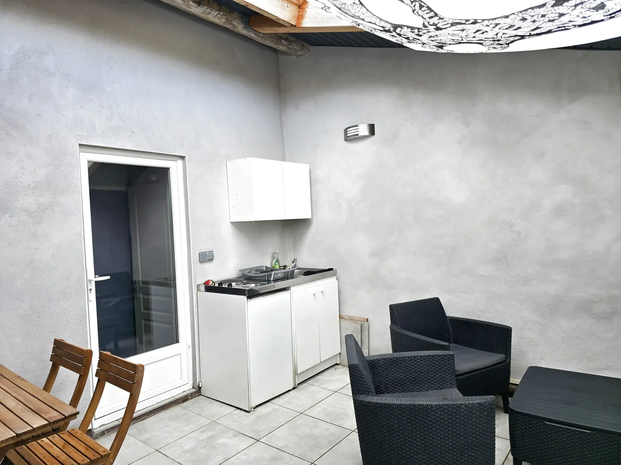 Maison de village avec terrasse tropézienne à Creissan - 72 m² 