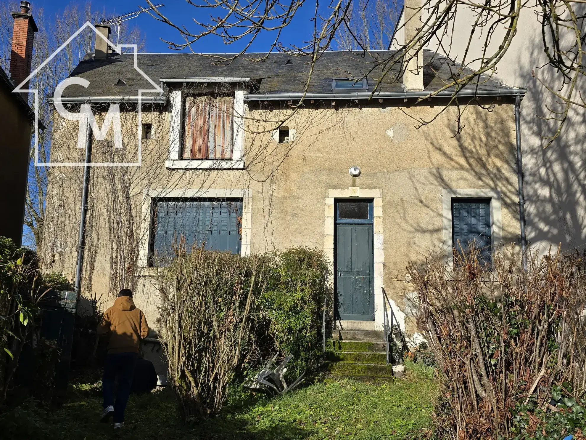 Belle maison à vendre avec jardin et garage à St Gaultier