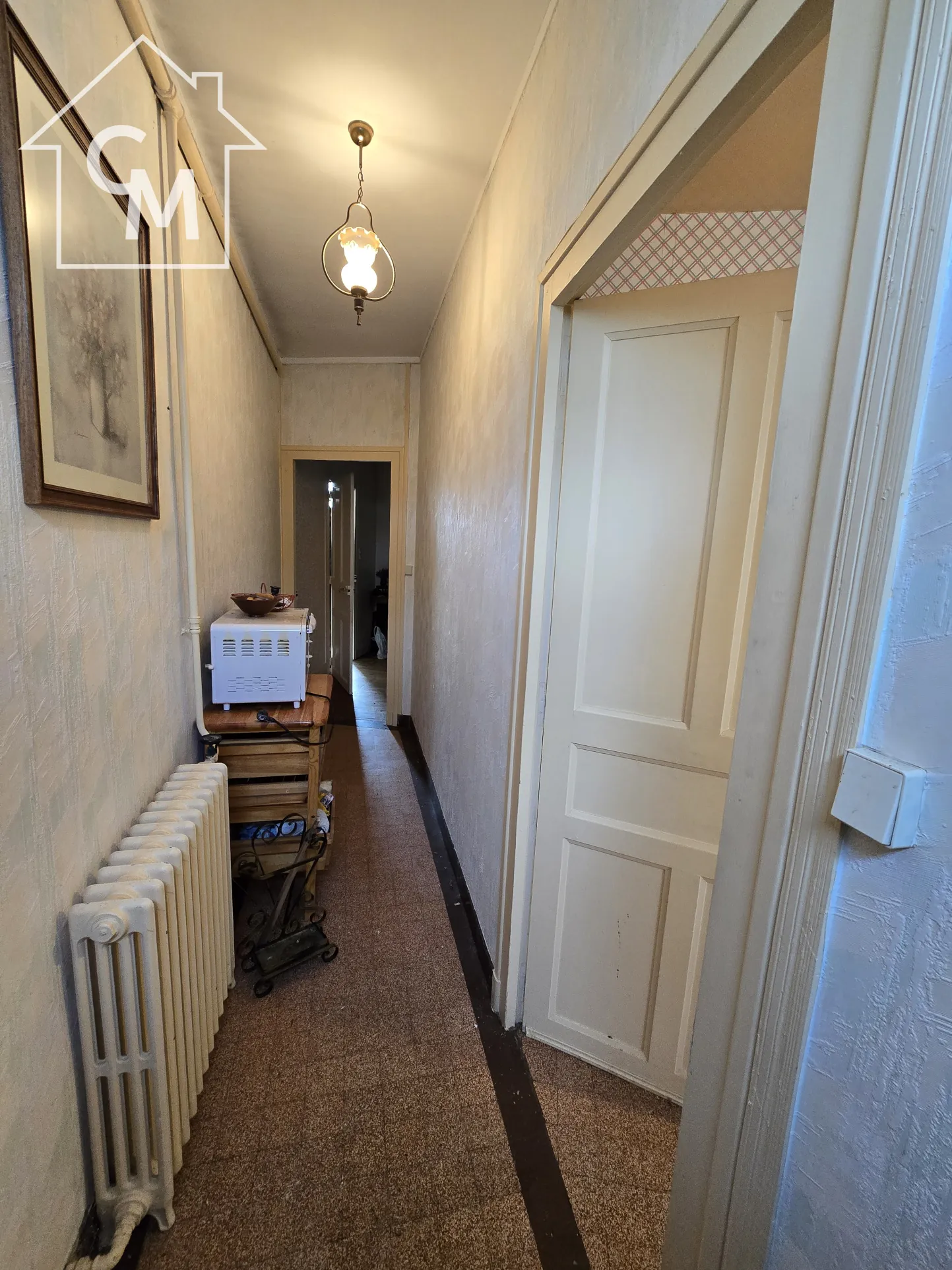 Belle maison à vendre avec jardin et garage à St Gaultier 