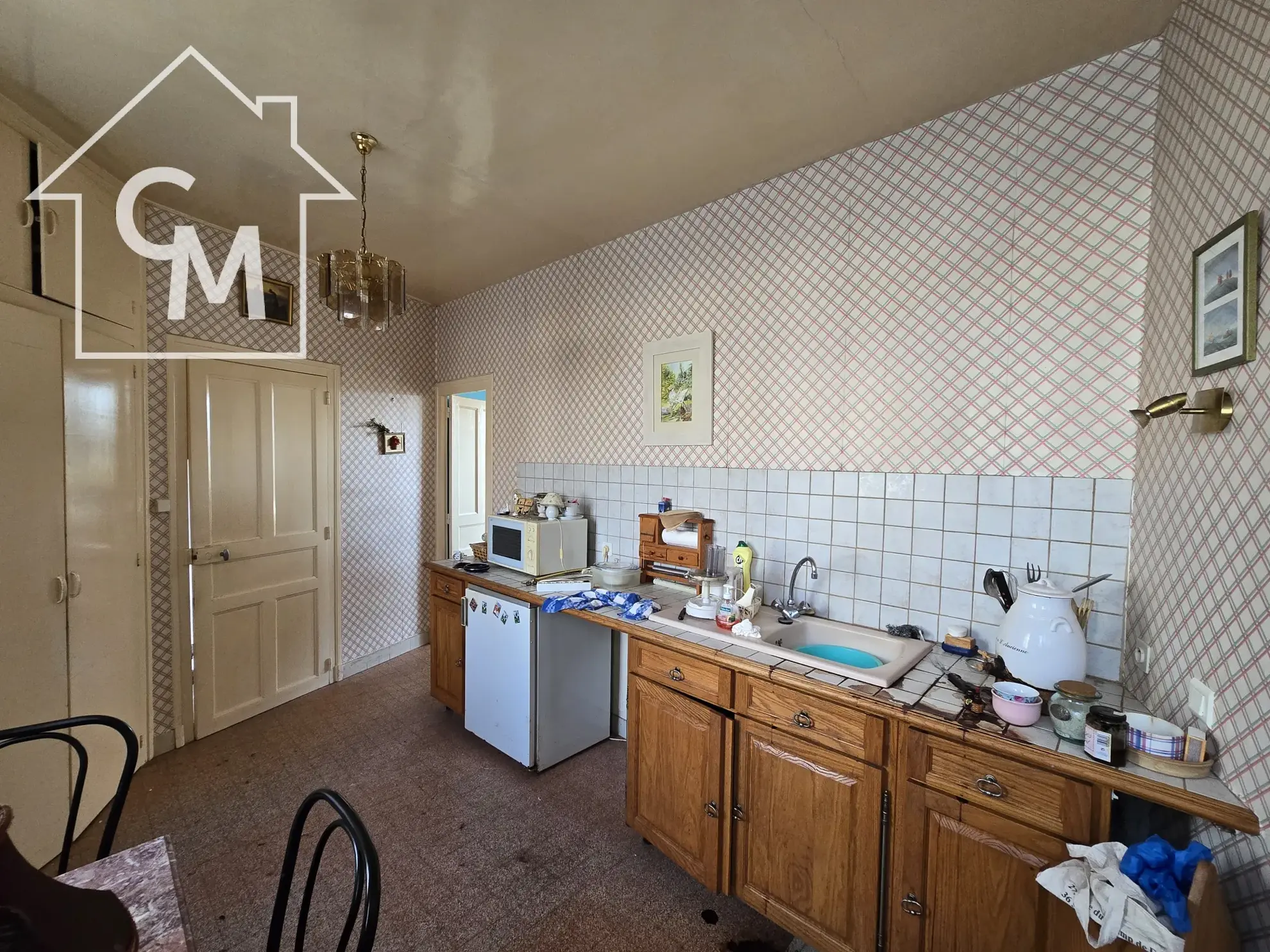 Belle maison à vendre avec jardin et garage à St Gaultier 