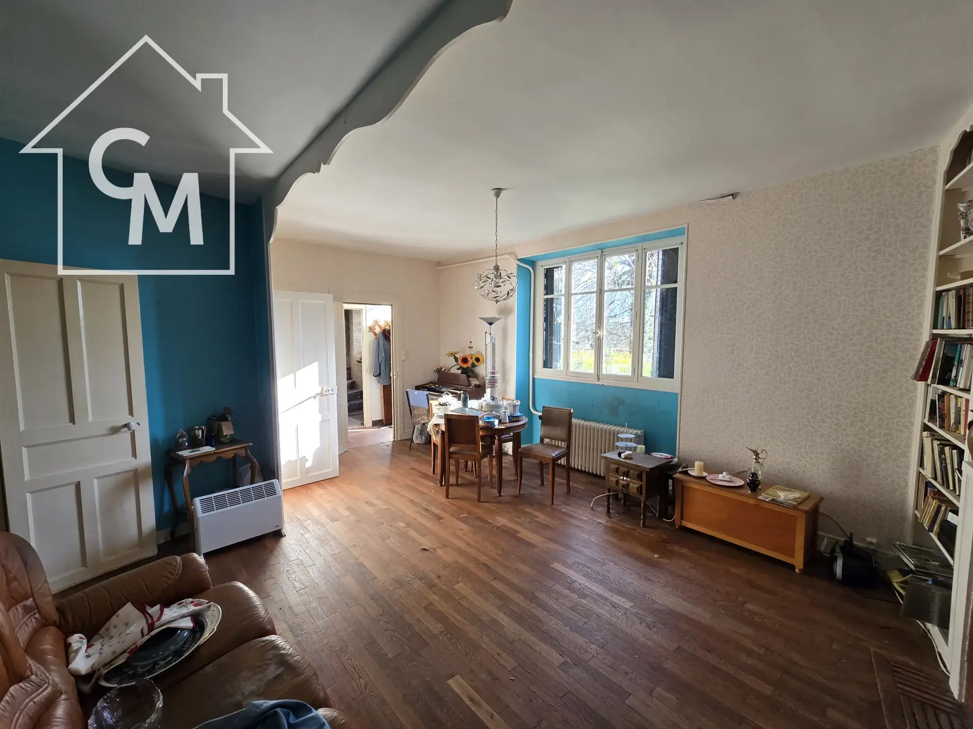 Belle maison à vendre avec jardin et garage à St Gaultier 