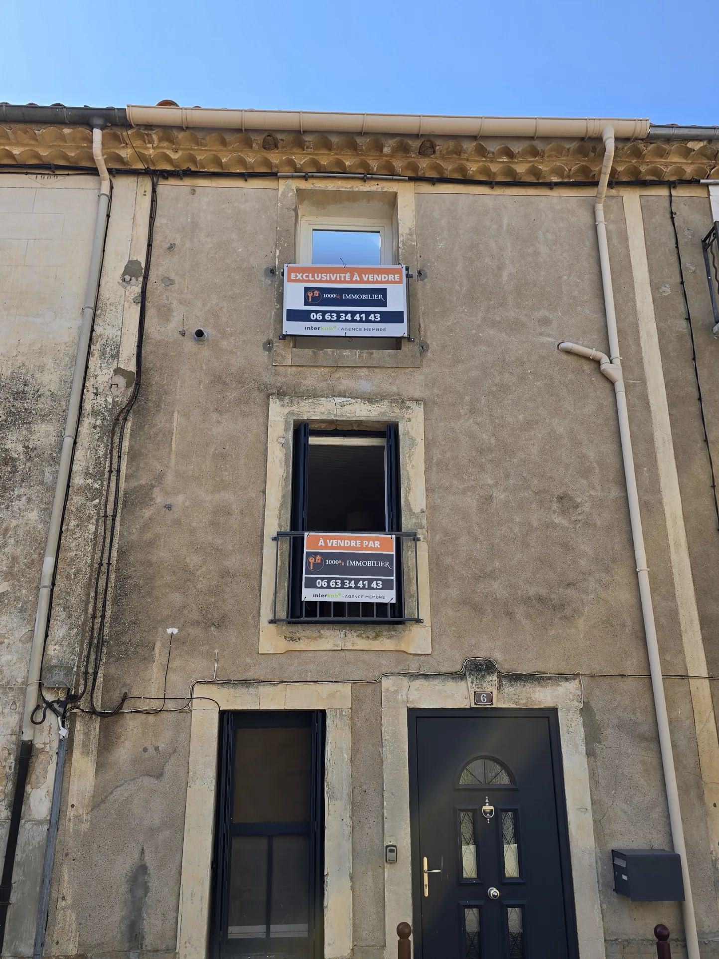 Maison de village avec terrasse tropézienne à Creissan - 72 m² 