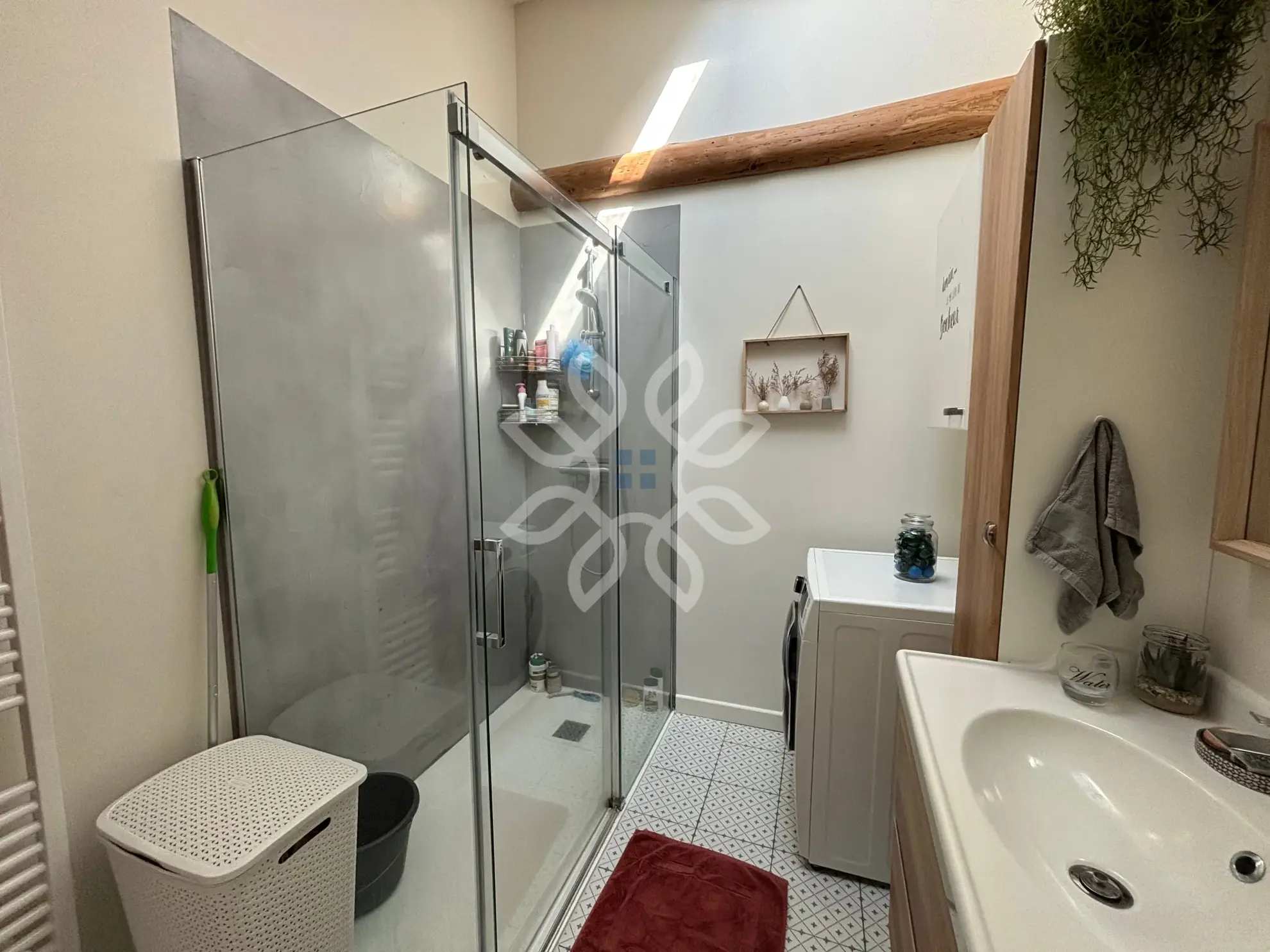 Maison vigneronne rénovée avec vue sur les montagnes à Boudes (63) 