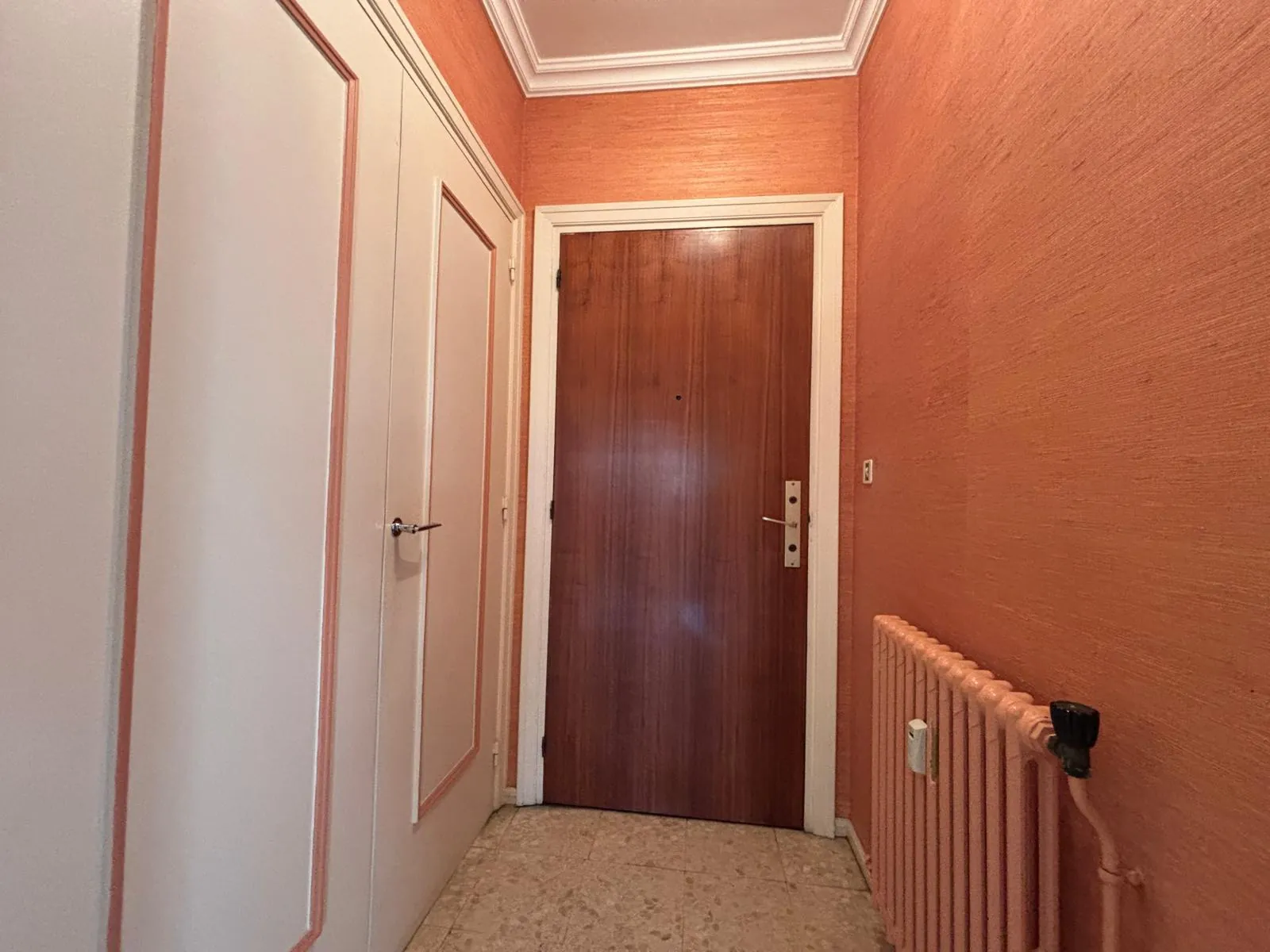 Appartement T5 lumineux avec garage sécurisé à Saint-Étienne - Parc Armeville 