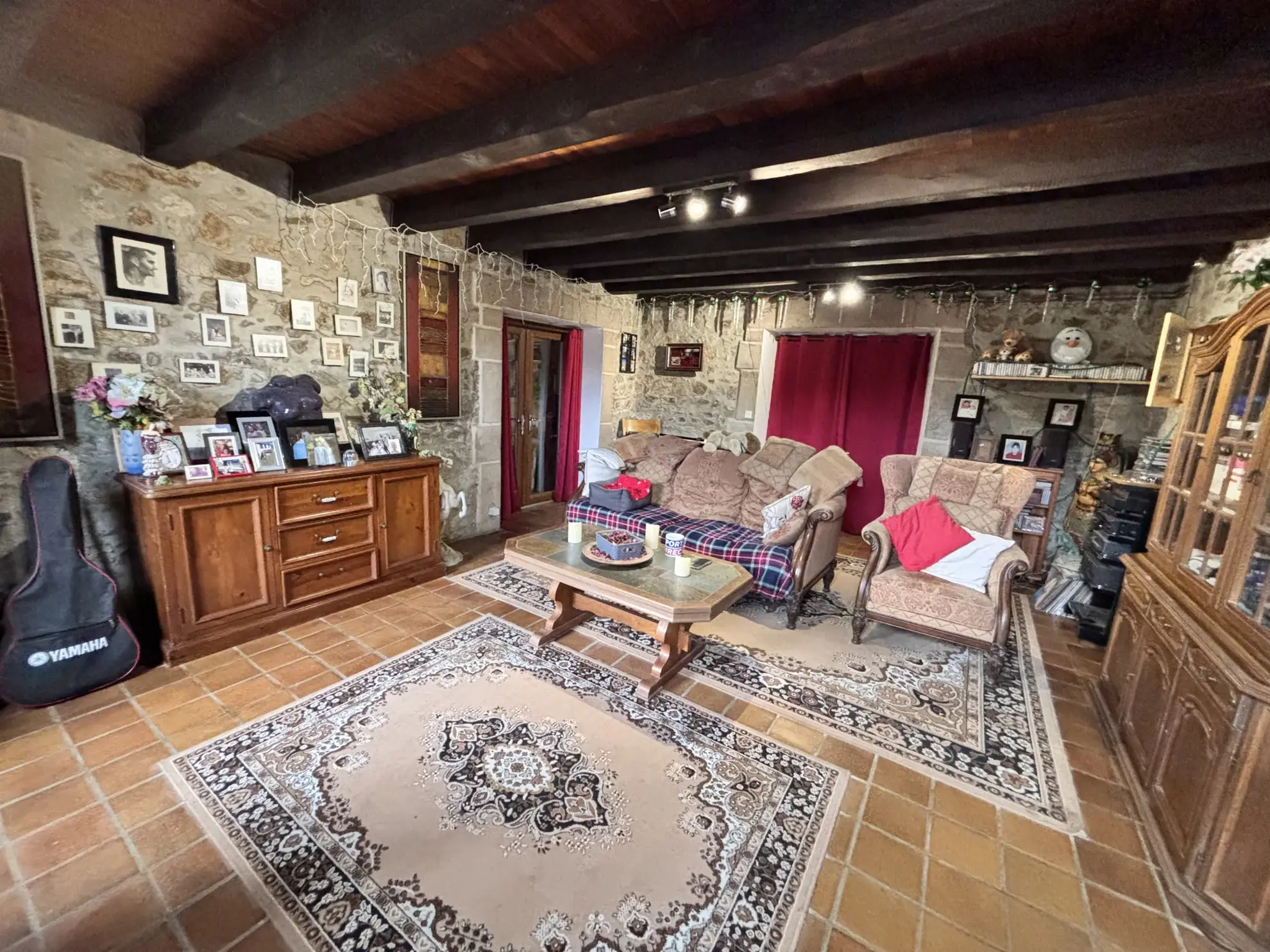 Maison spacieuse de 150m² avec jardin à Bourganeuf, Creuse 