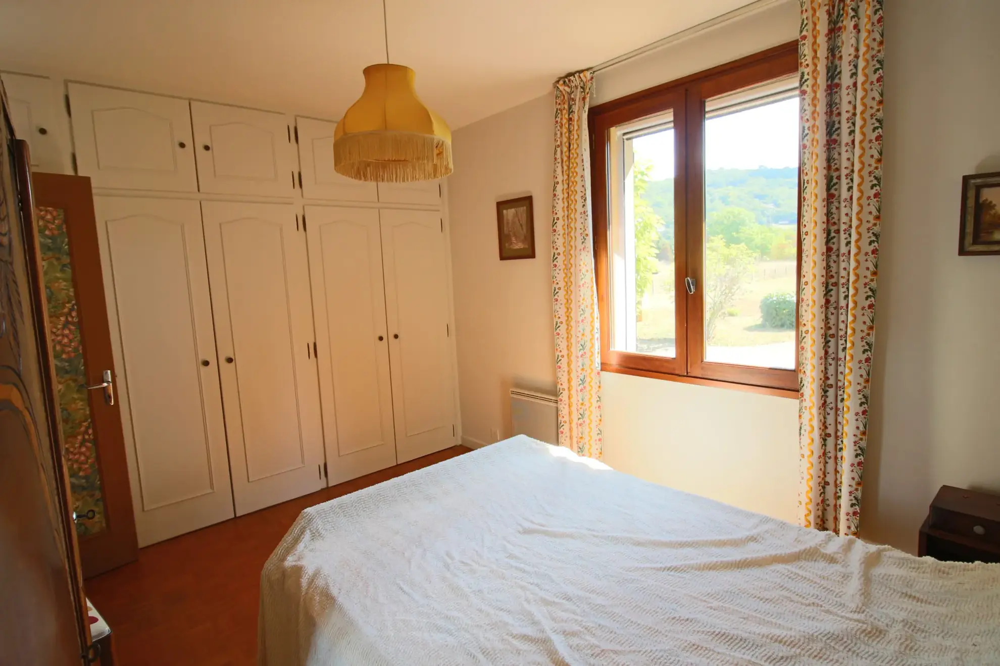 Belle maison moderne avec grand terrain dans le Lot proche de Puy-l'Évêque 